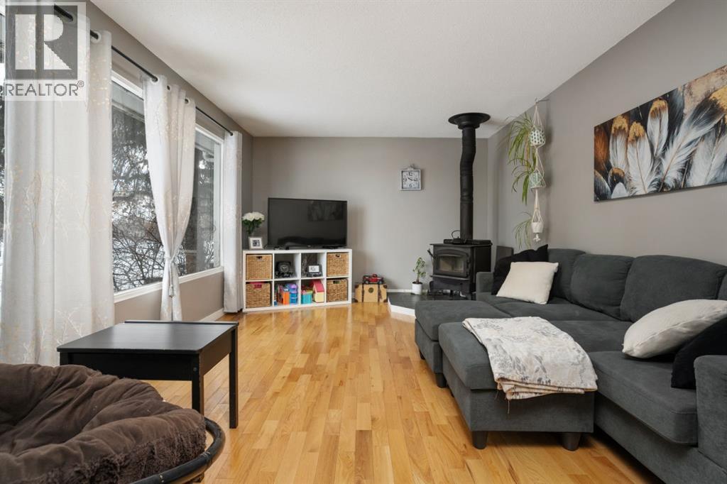 5402 52 Street, Bashaw, Alberta  T0B 0H0 - Photo 8 - A2291474