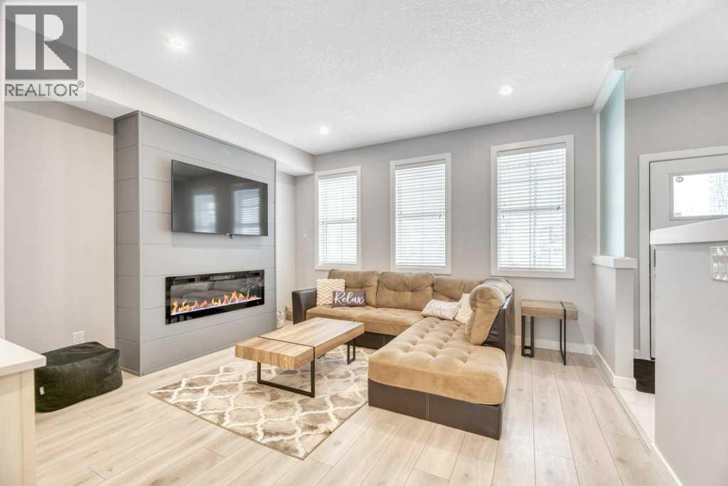 448 West Lakeview Drive, Chestermere, Alberta  T1X 2A4 - Photo 7 - A2287355