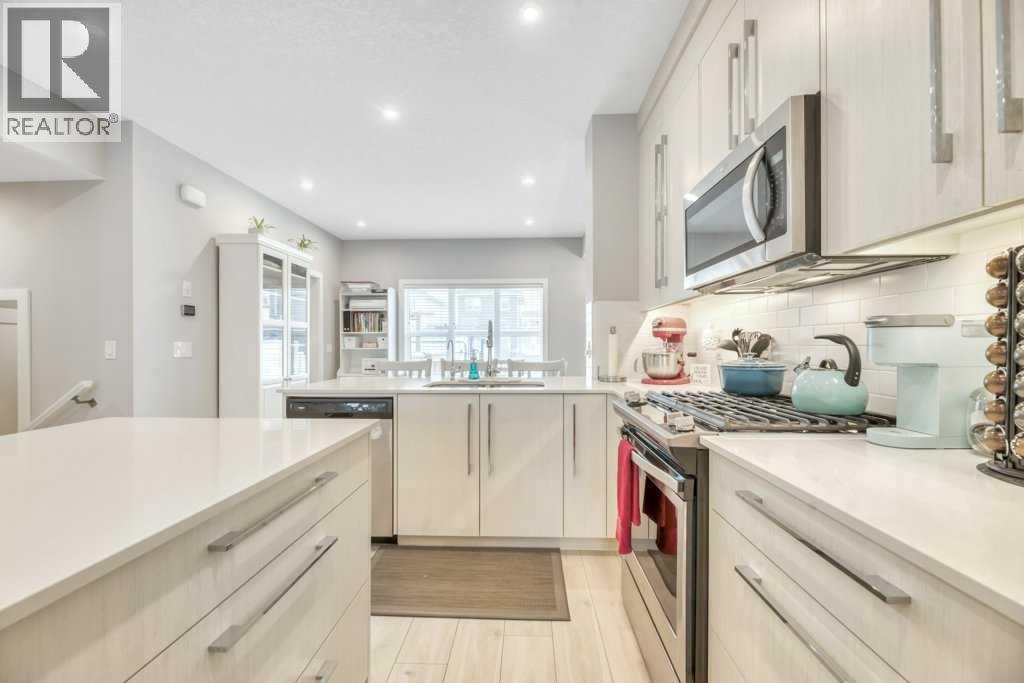 448 West Lakeview Drive, Chestermere, Alberta  T1X 2A4 - Photo 14 - A2287355