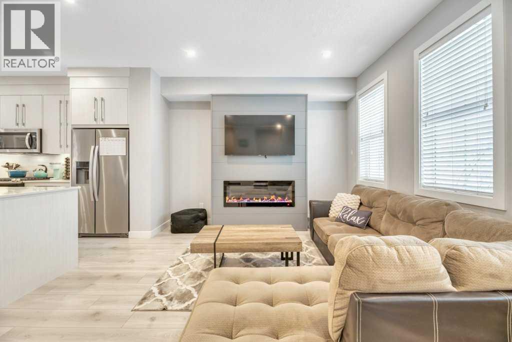 448 West Lakeview Drive, Chestermere, Alberta  T1X 2A4 - Photo 6 - A2287355