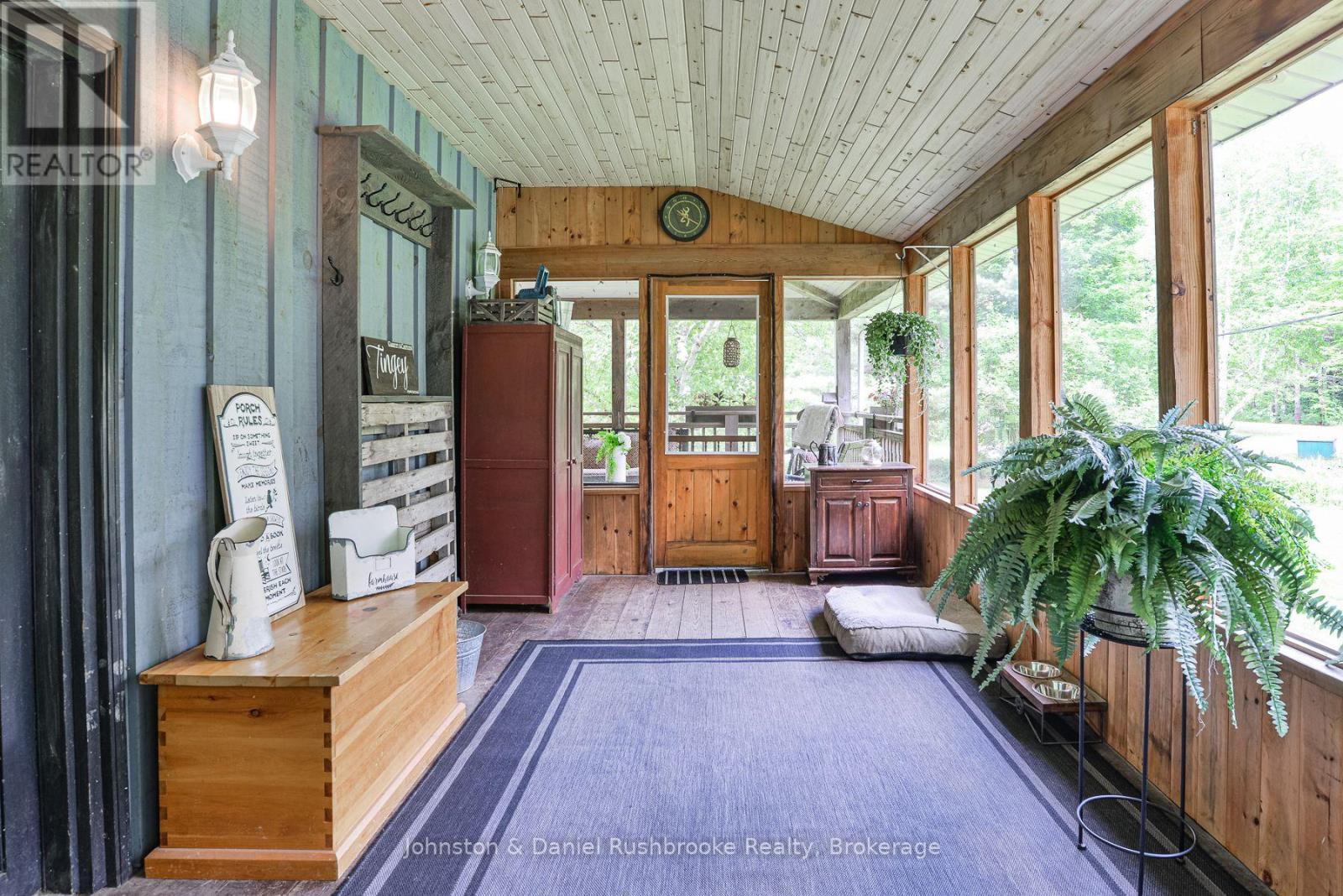 1658 Housey's Rapids Road, Gravenhurst, Ontario  P1P 1R3 - Photo 19 - X12929598