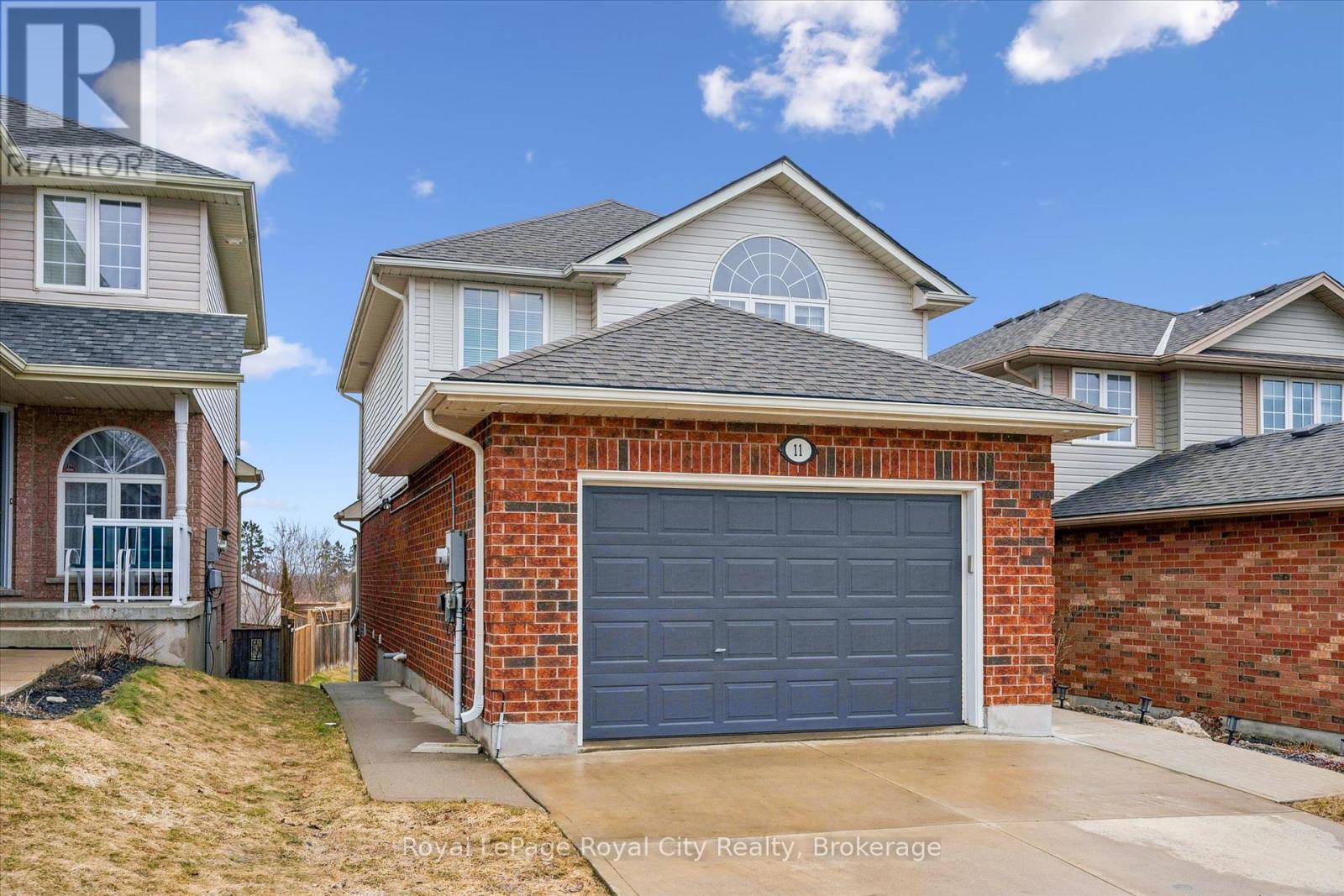 11 Valleyhaven Lane, Guelph, Ontario  N1E 0A3 - Photo 5 - X12929824