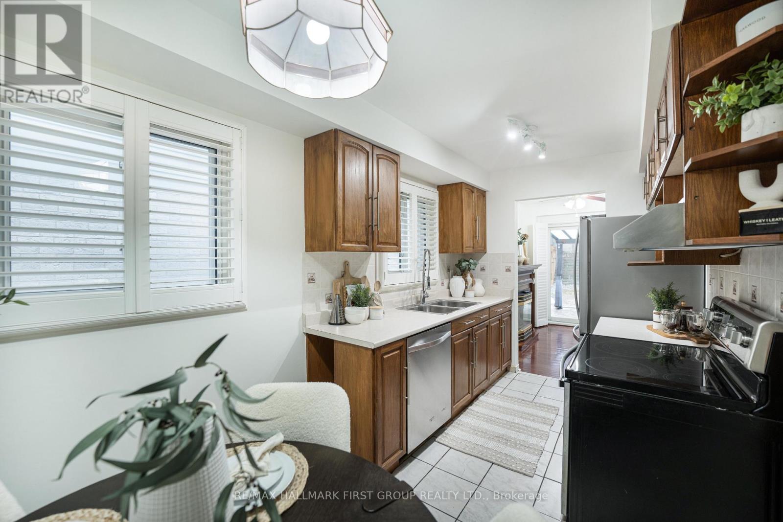 2146 Denby Drive, Pickering, Ontario  L1X 1Z2 - Photo 10 - E12926354