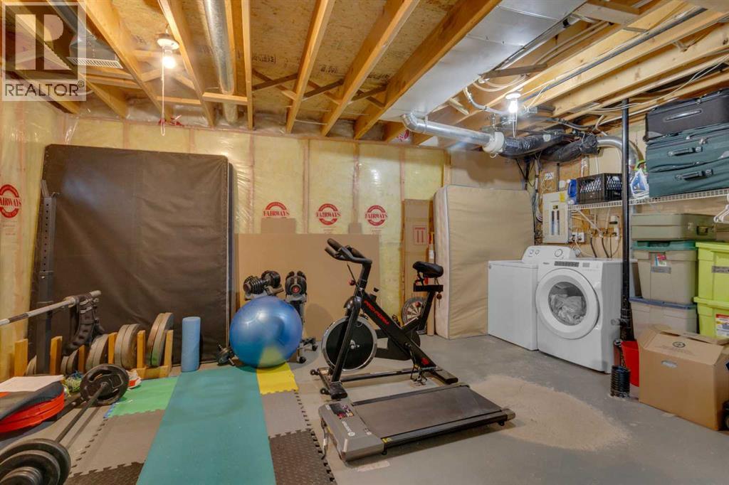 37 Prestwick Rise Se, Calgary, Alberta  T2Z 4A6 - Photo 26 - A2295393