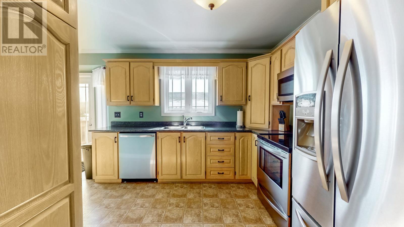 21 Sapphire Crescent, Mount Pearl, Newfoundland & Labrador  A1N 4X7 - Photo 11 - 1295626