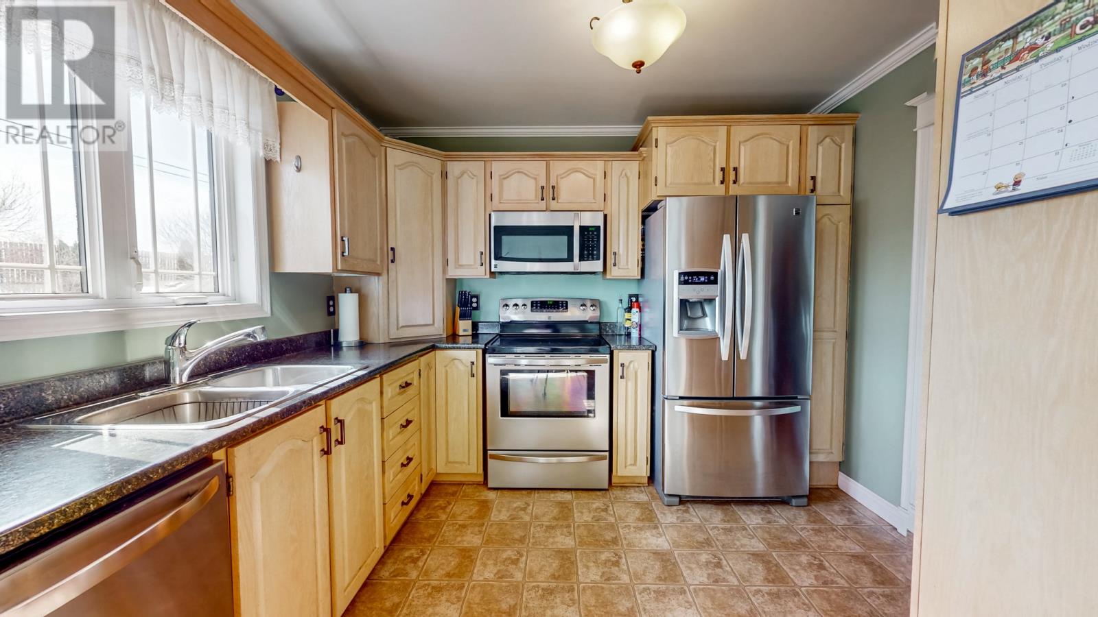 21 Sapphire Crescent, Mount Pearl, Newfoundland & Labrador  A1N 4X7 - Photo 14 - 1295626