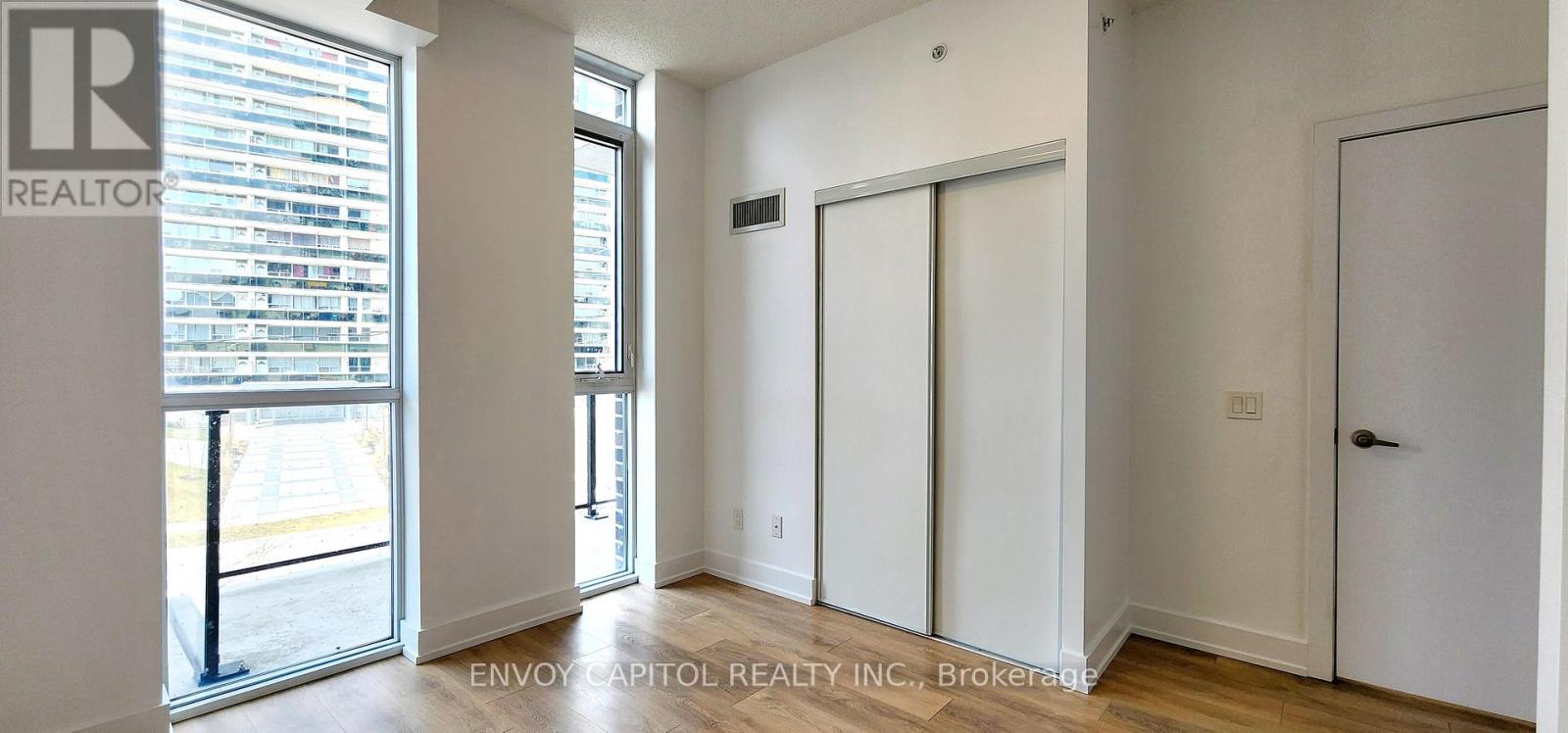 207 - 128 Fairview Mall Drive, Toronto, Ontario  M2J 0E8 - Photo 10 - C12929620