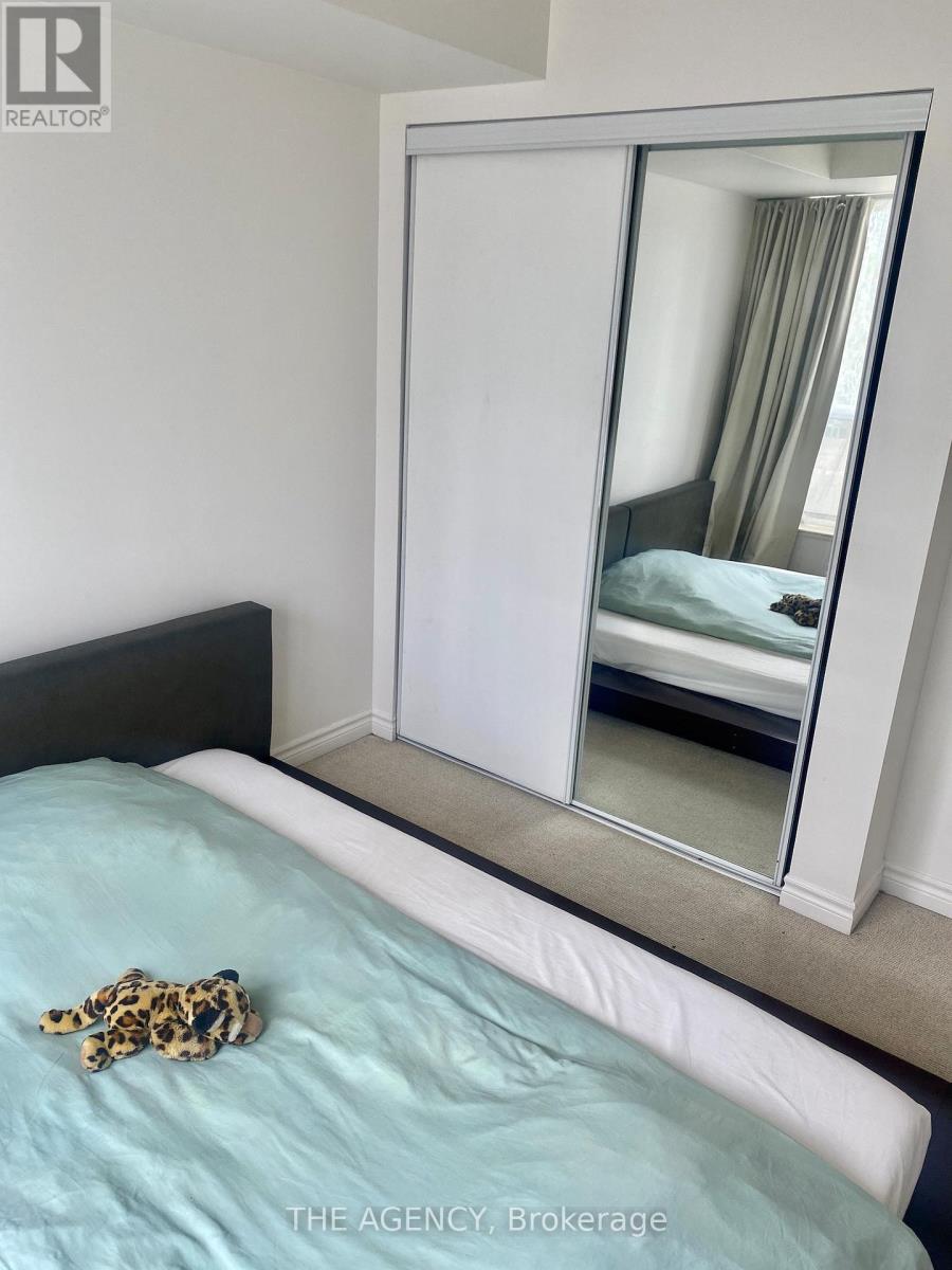 605 - 410 Queens Quay W, Toronto, Ontario  M5V 3T1 - Photo 7 - C12929788