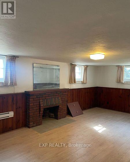 Bsmt - 8 Hillside Drive, Toronto (Broadview North), Ontario  M4K 2M2 - Photo 8 - E12929600