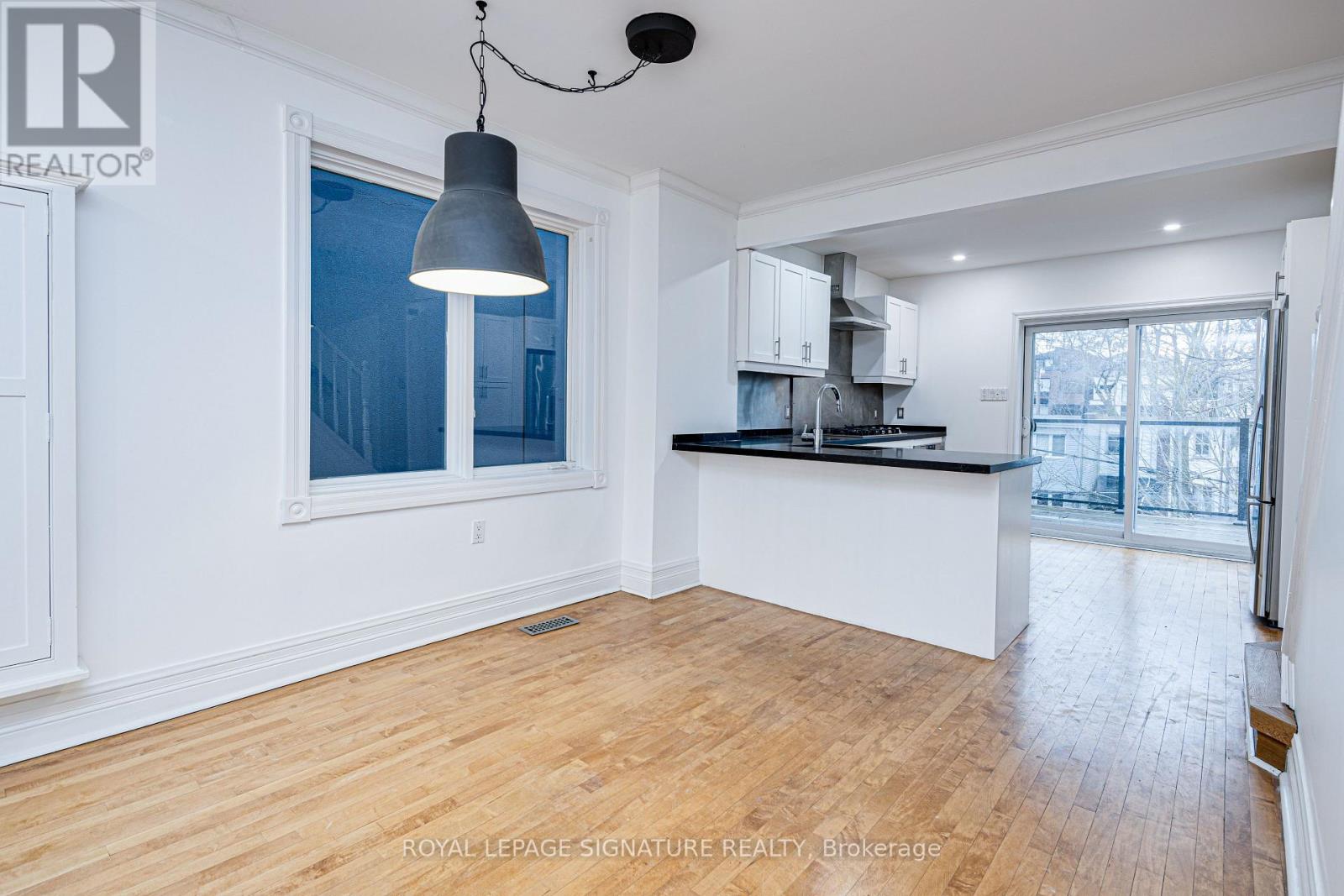 218 Lee Avenue, Toronto (The Beaches), Ontario  M4E 2P3 - Photo 17 - E12929642