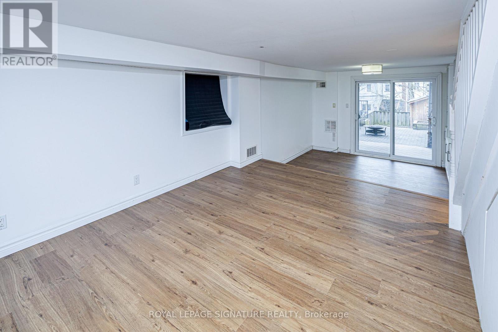 218 Lee Avenue, Toronto (The Beaches), Ontario  M4E 2P3 - Photo 25 - E12929642