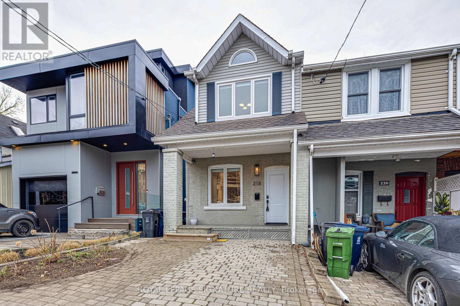 218 Lee Avenue, Toronto (The Beaches), Ontario  M4E 2P3 - Photo 3 - E12929642