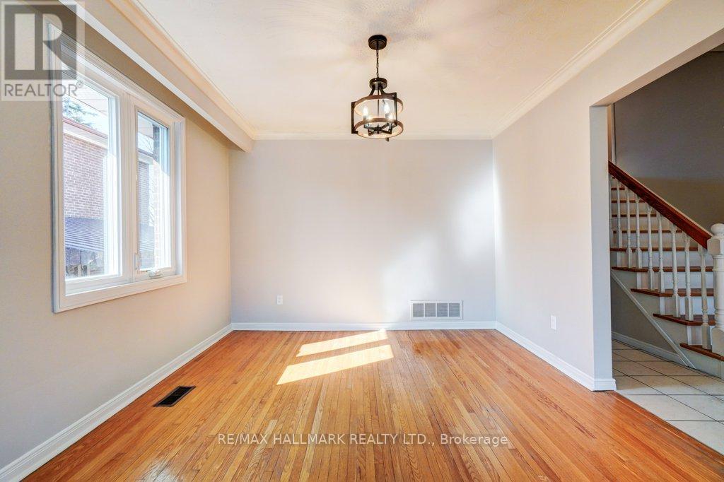 102 Rosemount Drive, Toronto, Ontario  M1K 2X3 - Photo 11 - E12929690