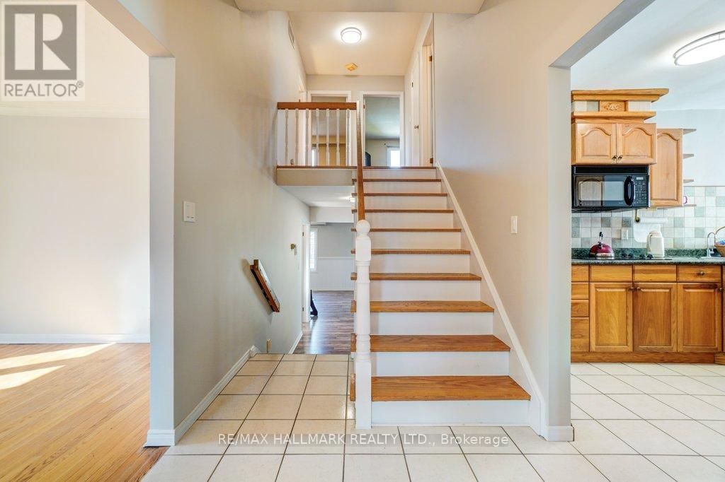 102 Rosemount Drive, Toronto, Ontario  M1K 2X3 - Photo 15 - E12929690