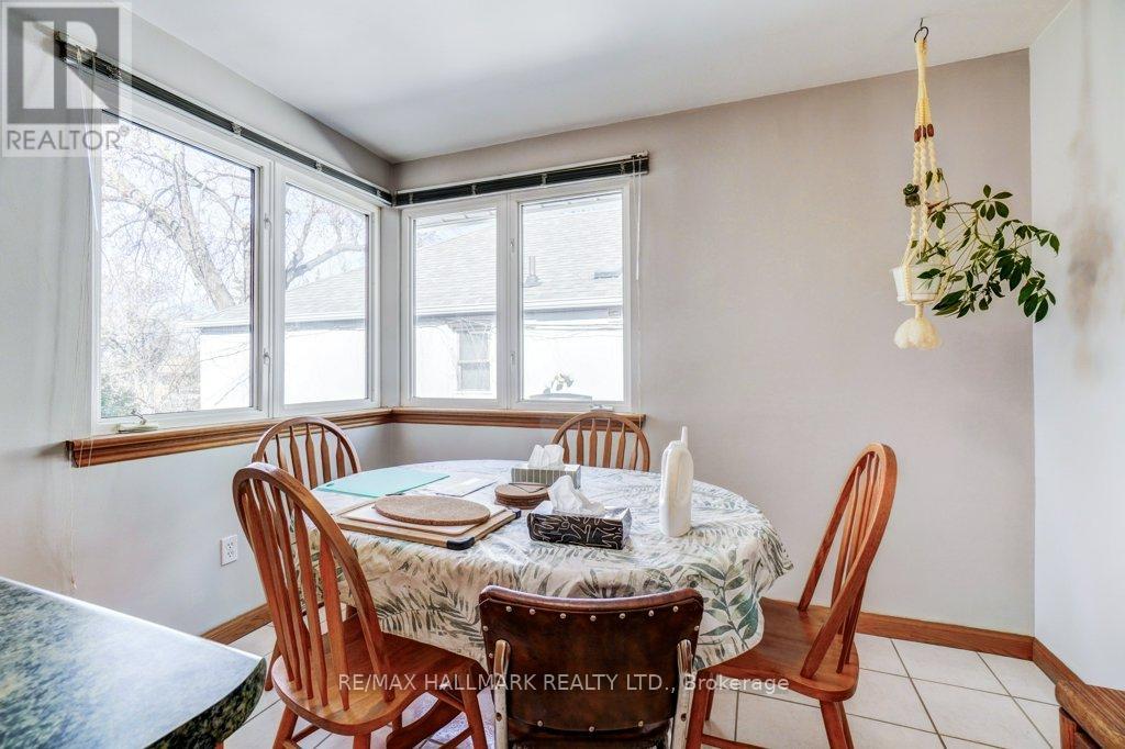 102 Rosemount Drive, Toronto, Ontario  M1K 2X3 - Photo 18 - E12929690