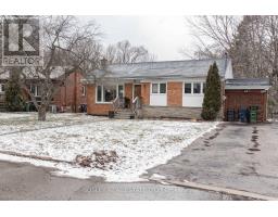 22 HOPECREST CRESCENT, Toronto, Ontario