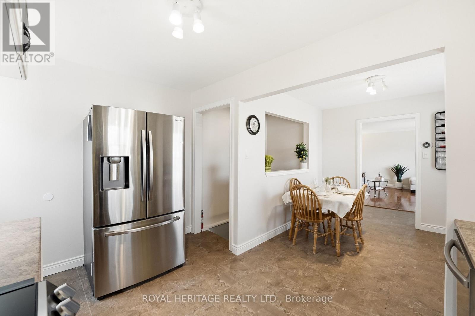 148 Guthrie Crescent, Whitby (Lynde Creek), Ontario  L1P 1A8 - Photo 13 - E12929808