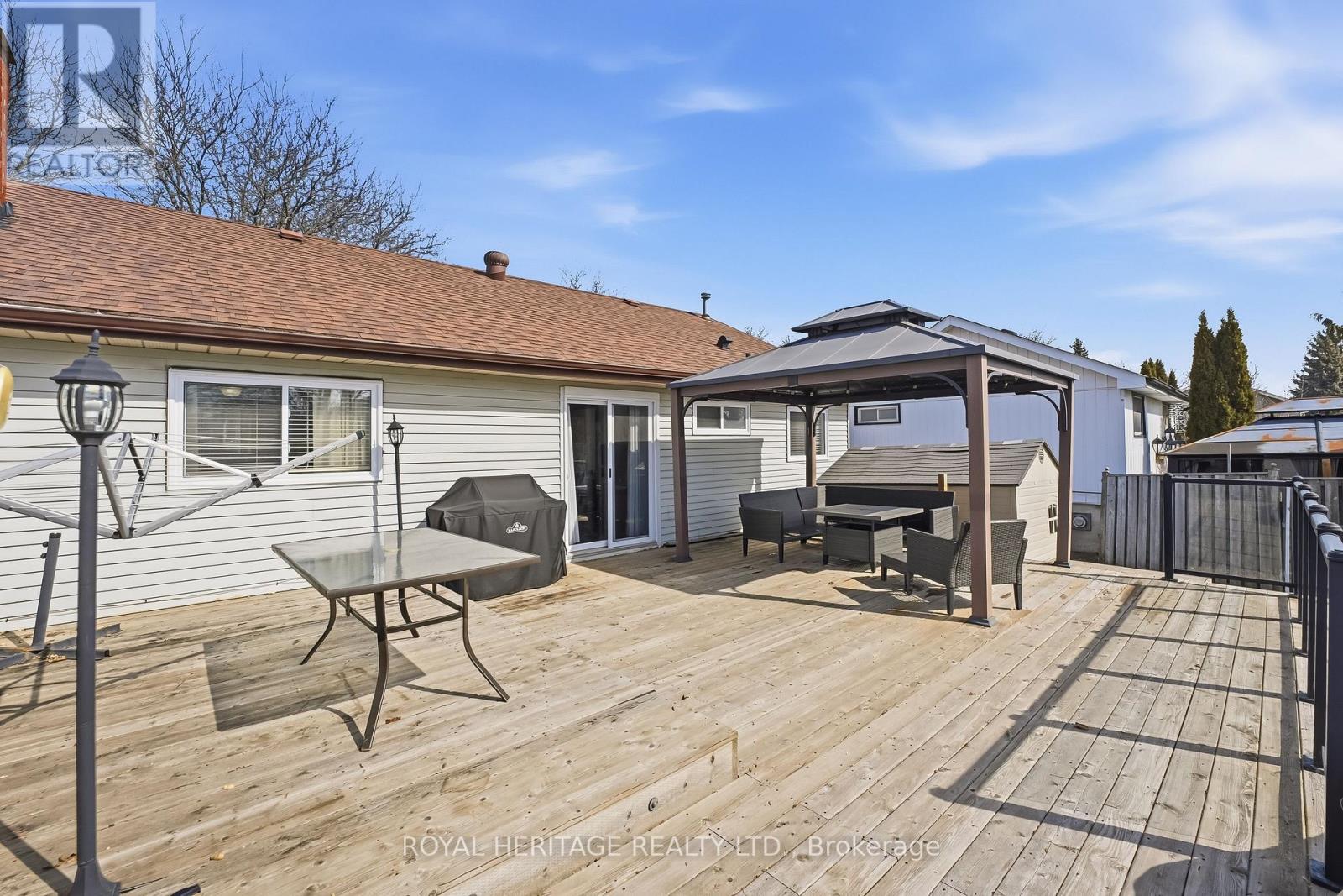 148 Guthrie Crescent, Whitby (Lynde Creek), Ontario  L1P 1A8 - Photo 40 - E12929808