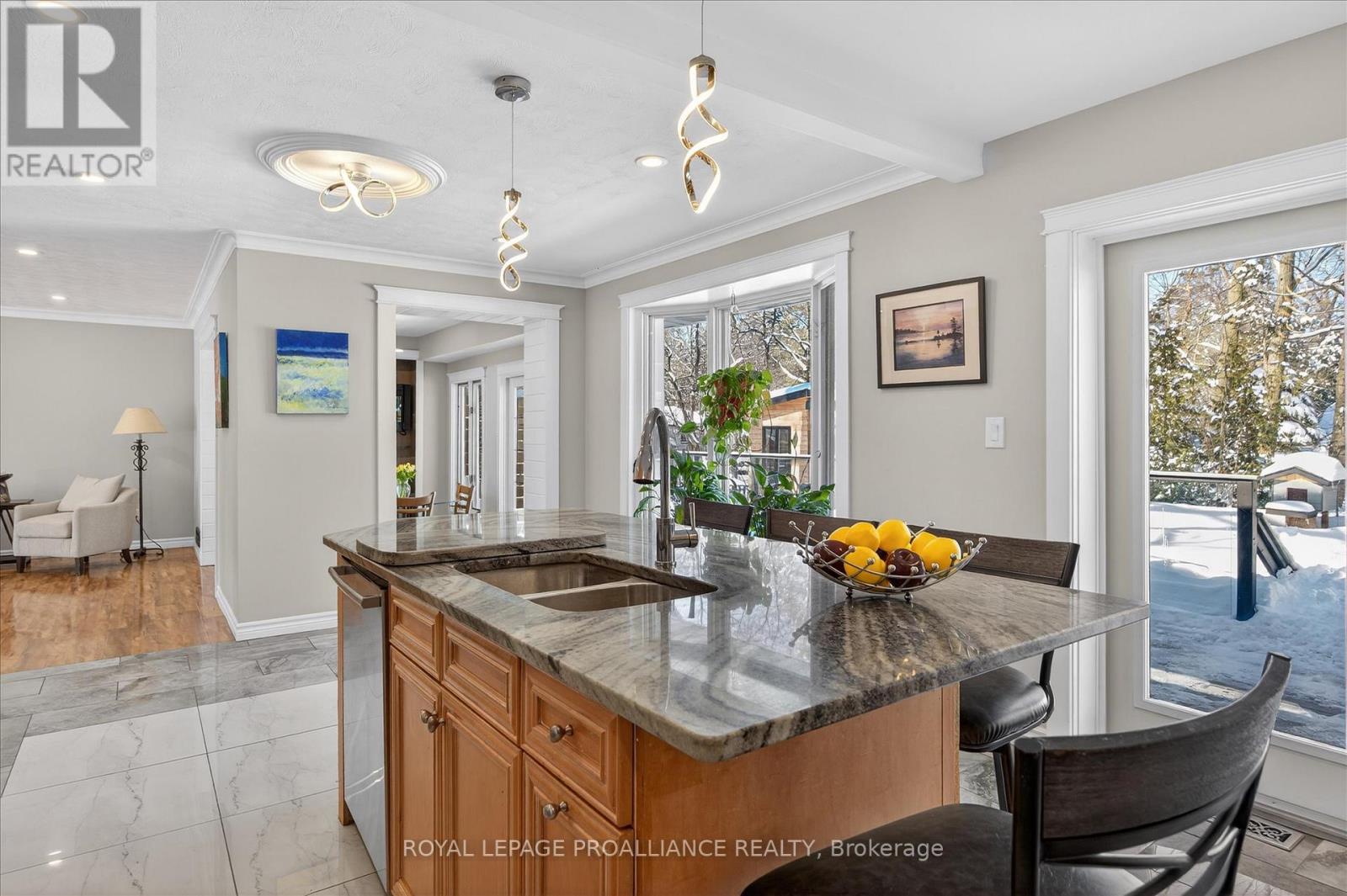 960 Weller Street N, Peterborough, Ontario  K9J 4Y2 - Photo 11 - X12838398