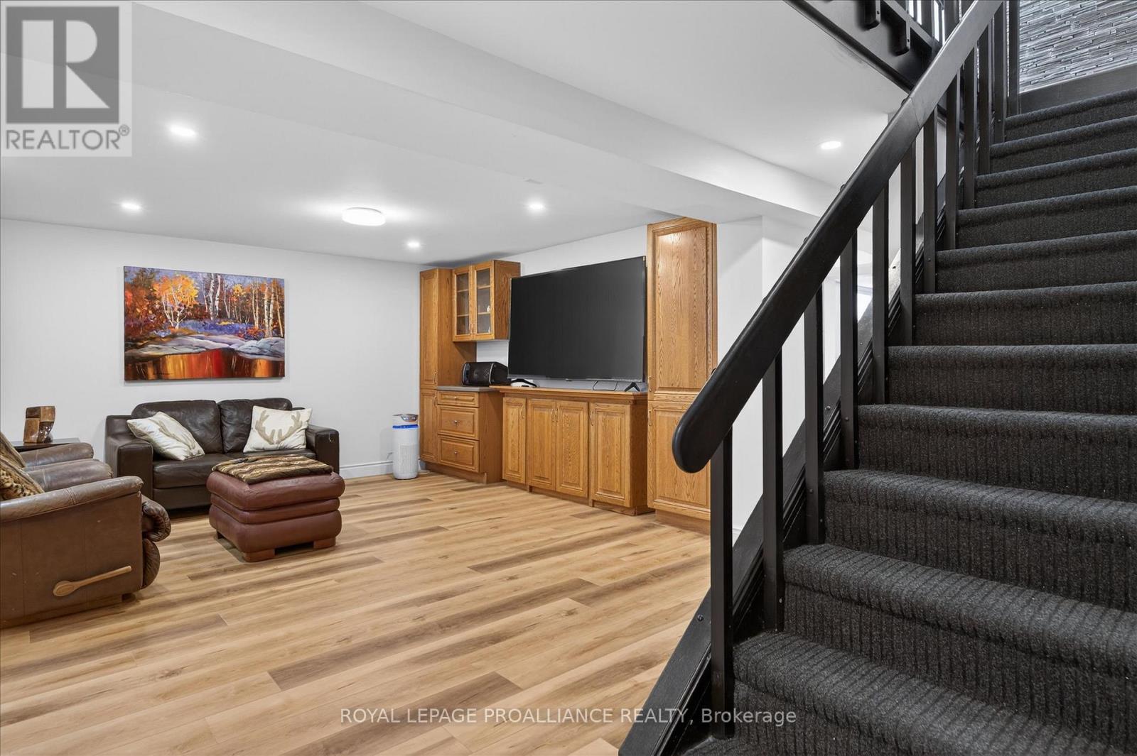 960 Weller Street N, Peterborough, Ontario  K9J 4Y2 - Photo 28 - X12838398