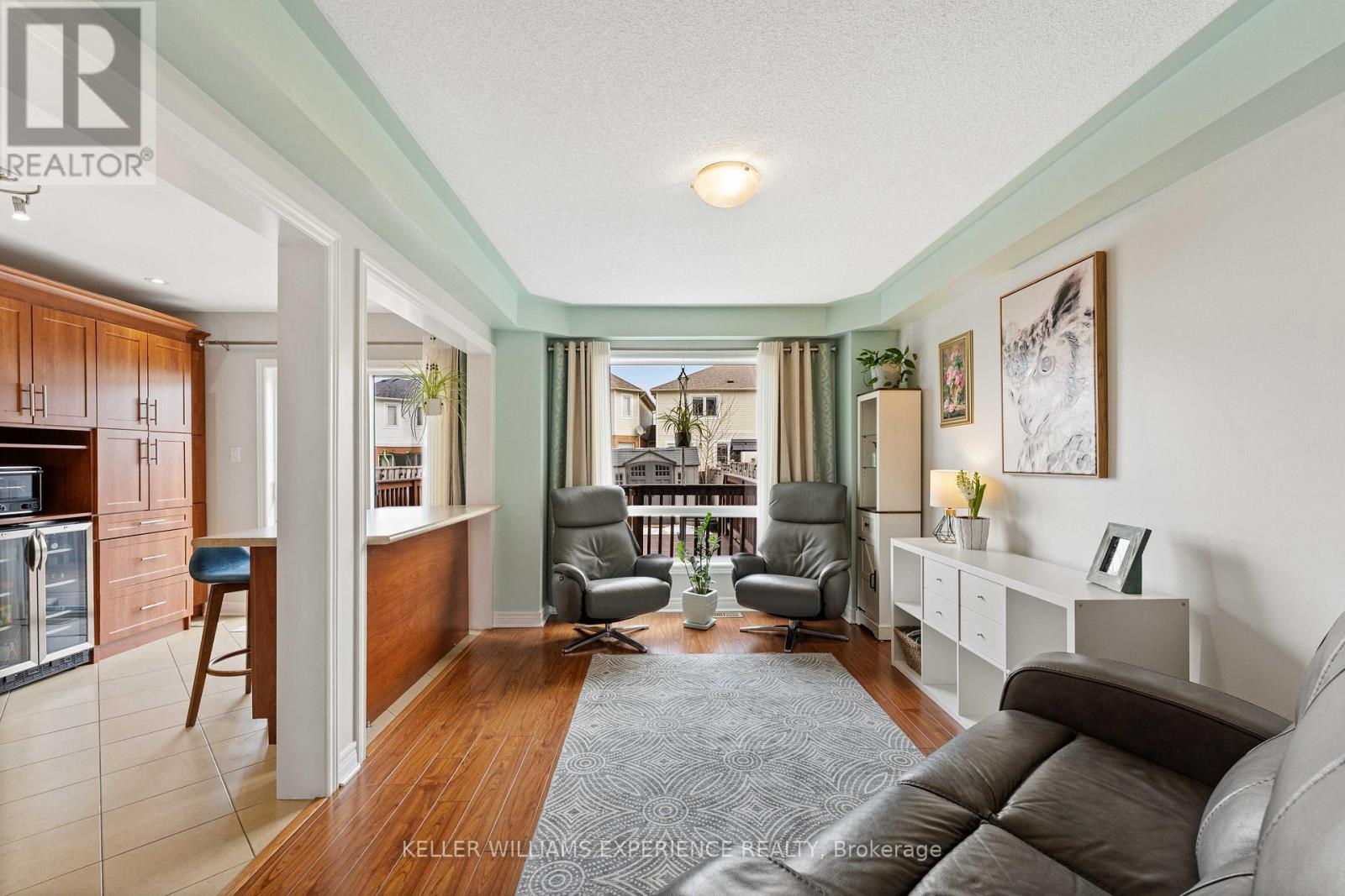 167 Greenwood Drive, Essa (Angus), Ontario  L3W 0E4 - Photo 12 - N12929678