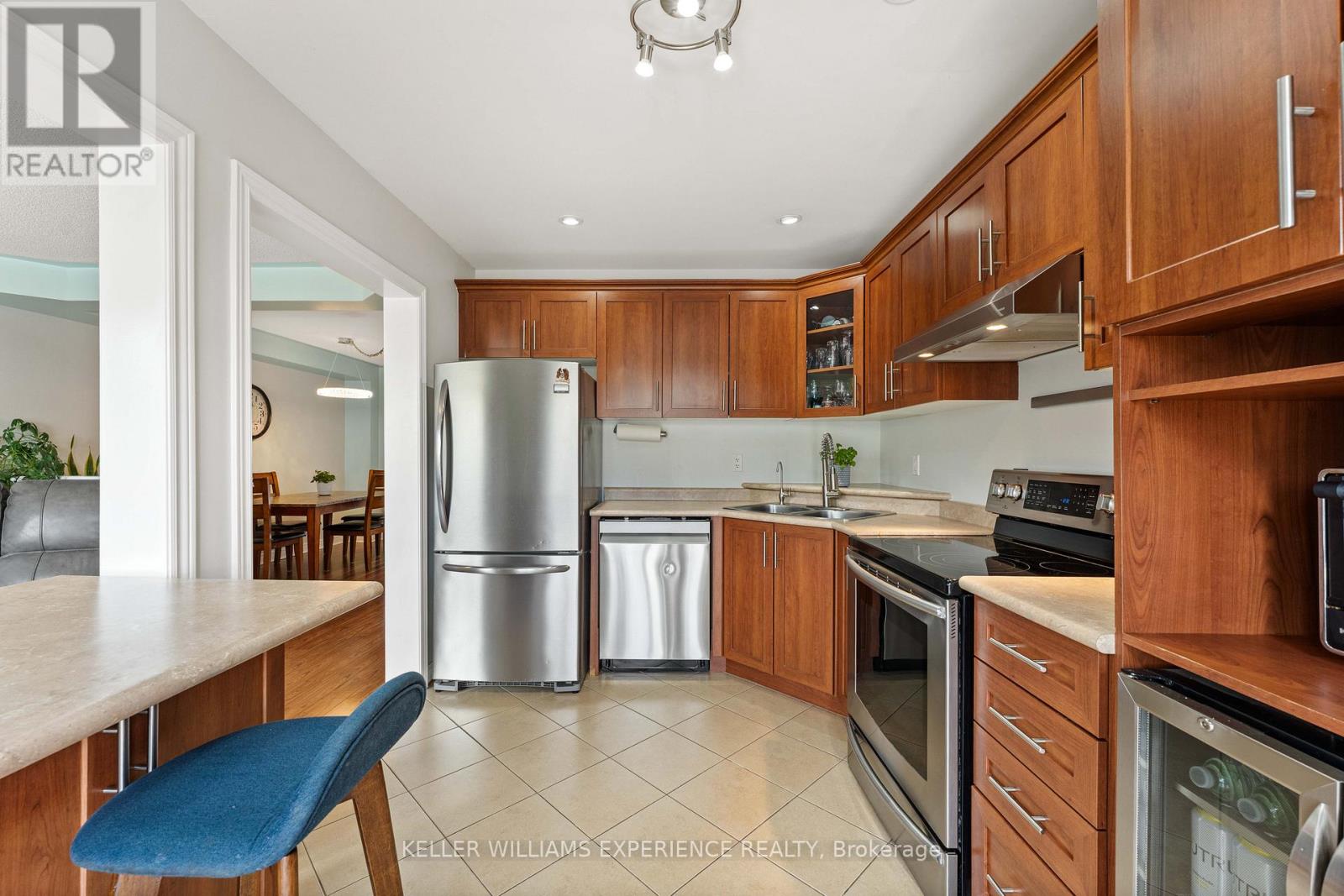 167 Greenwood Drive, Essa (Angus), Ontario  L3W 0E4 - Photo 15 - N12929678