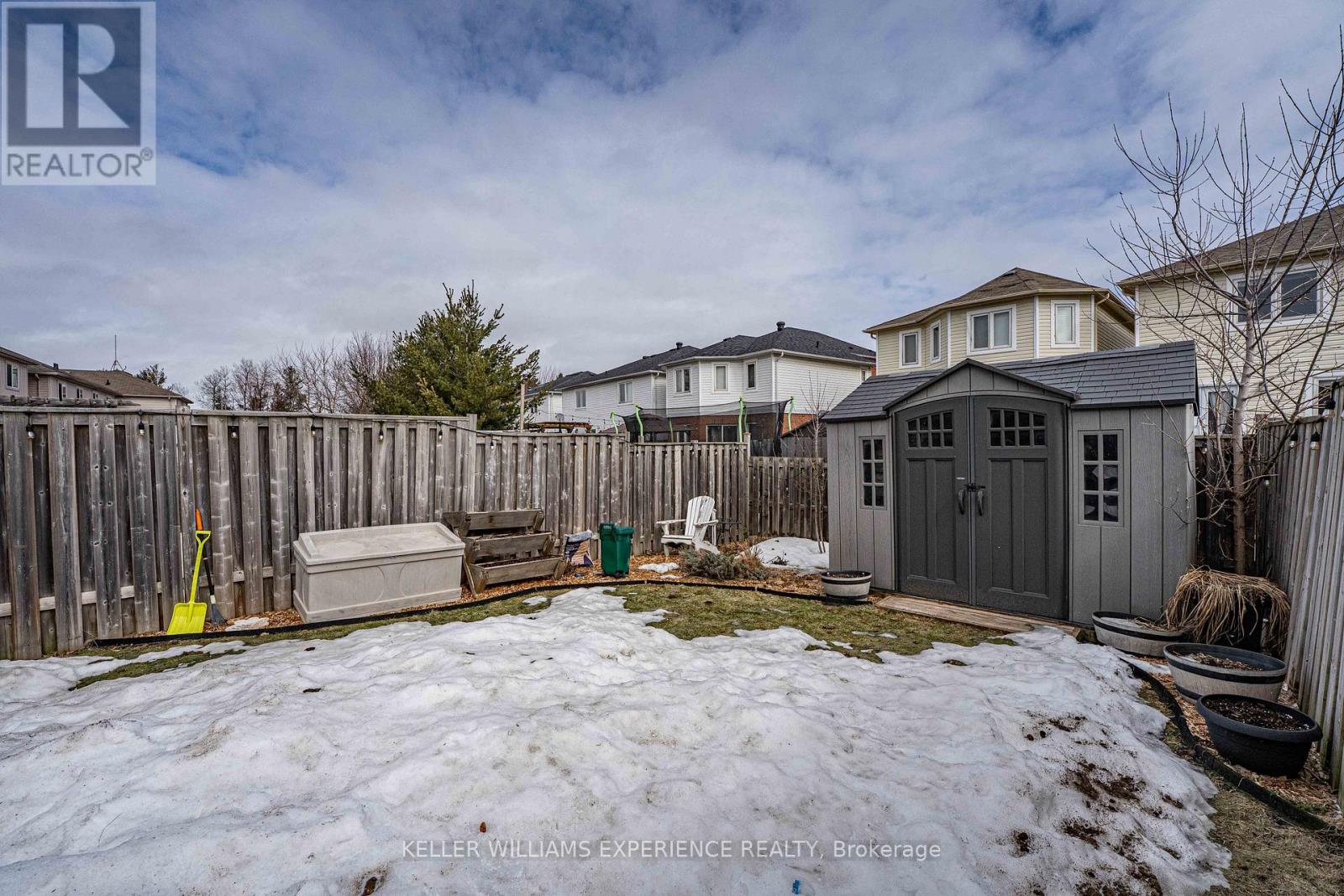 167 Greenwood Drive, Essa (Angus), Ontario  L3W 0E4 - Photo 33 - N12929678