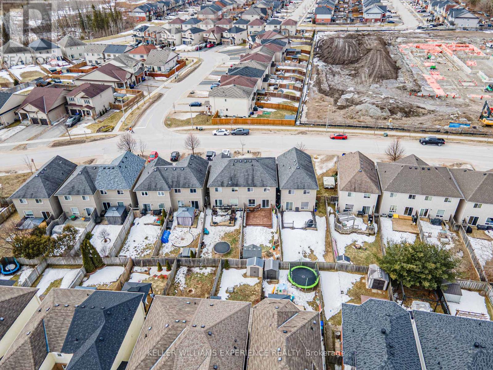 167 Greenwood Drive, Essa (Angus), Ontario  L3W 0E4 - Photo 38 - N12929678