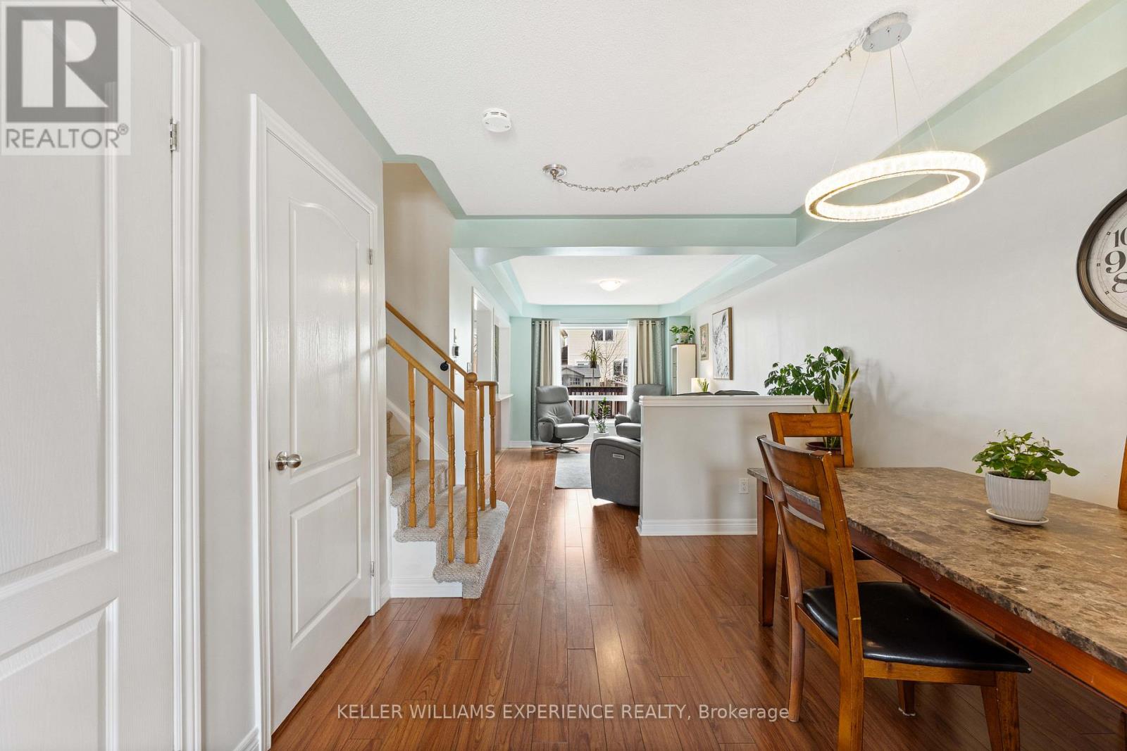 167 Greenwood Drive, Essa (Angus), Ontario  L3W 0E4 - Photo 9 - N12929678