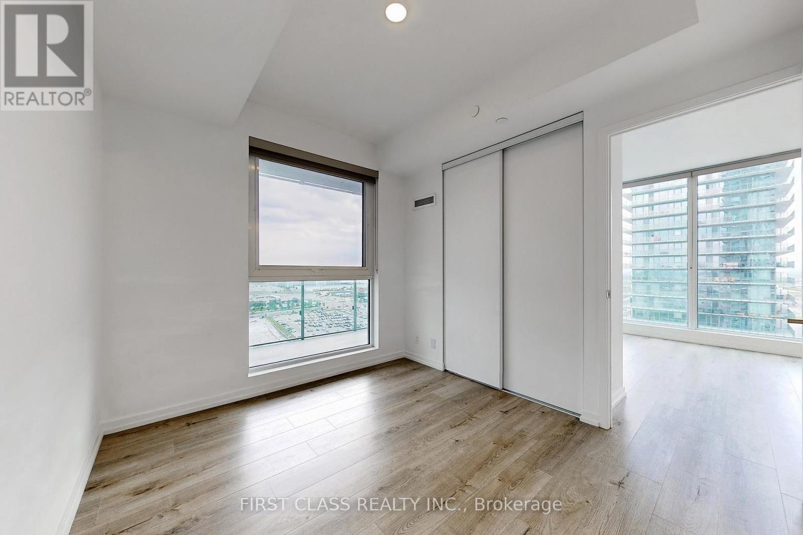 1902 - 7890 Jane Street, Vaughan (Vaughan Corporate Centre), Ontario  L4K 0K9 - Photo 10 - N12929748