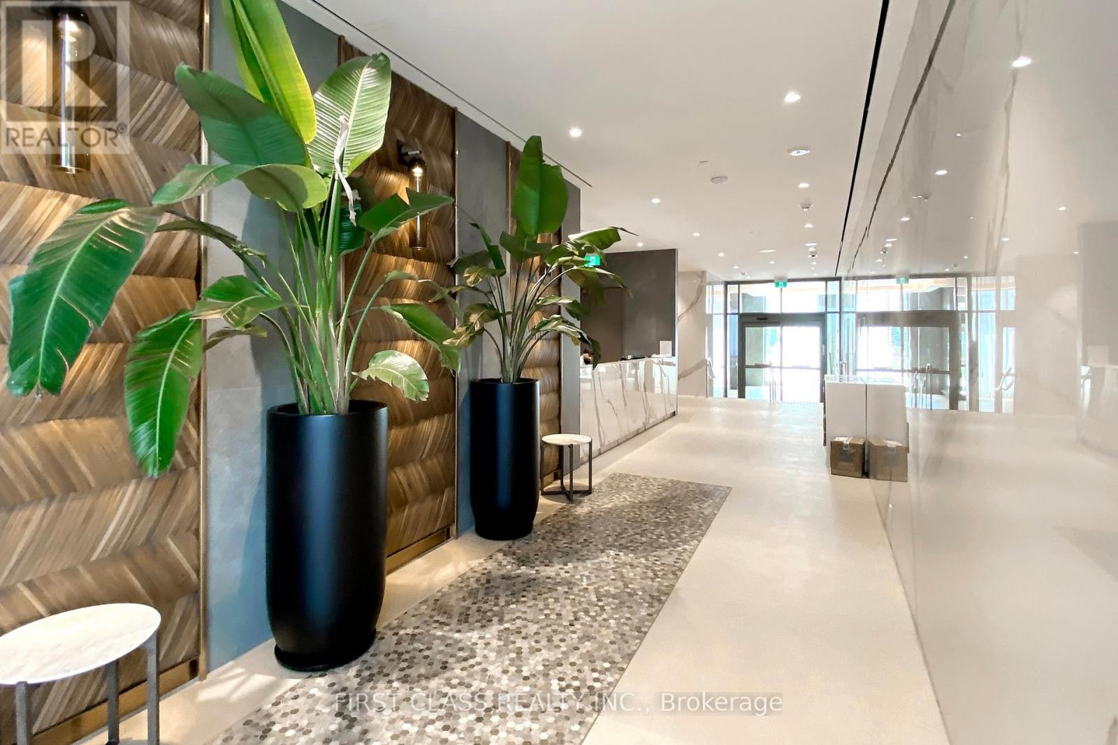 1902 - 7890 Jane Street, Vaughan (Vaughan Corporate Centre), Ontario  L4K 0K9 - Photo 3 - N12929748