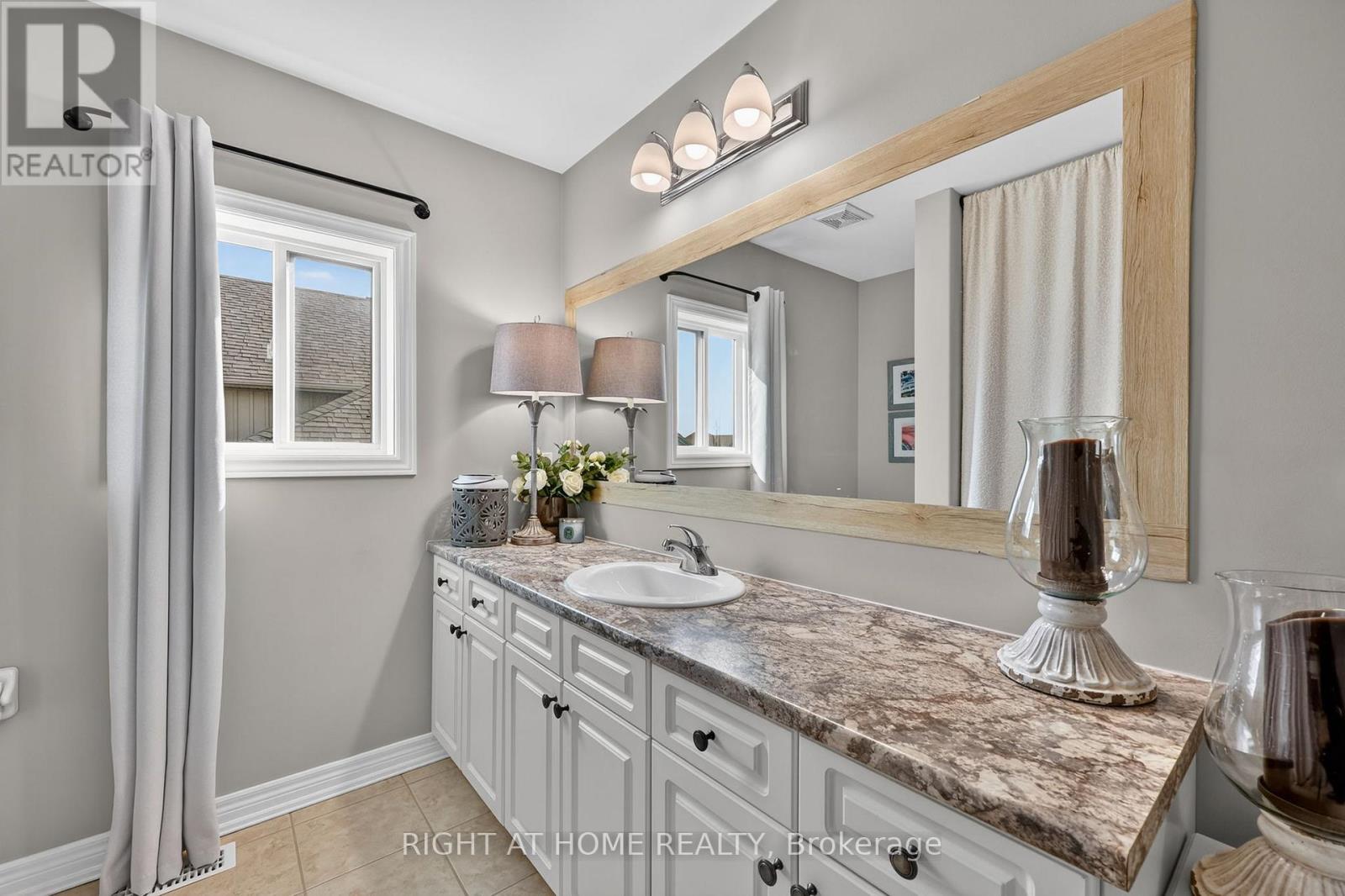 43 Burt Avenue, New Tecumseth (Alliston), Ontario  L9R 0G8 - Photo 22 - N12929792