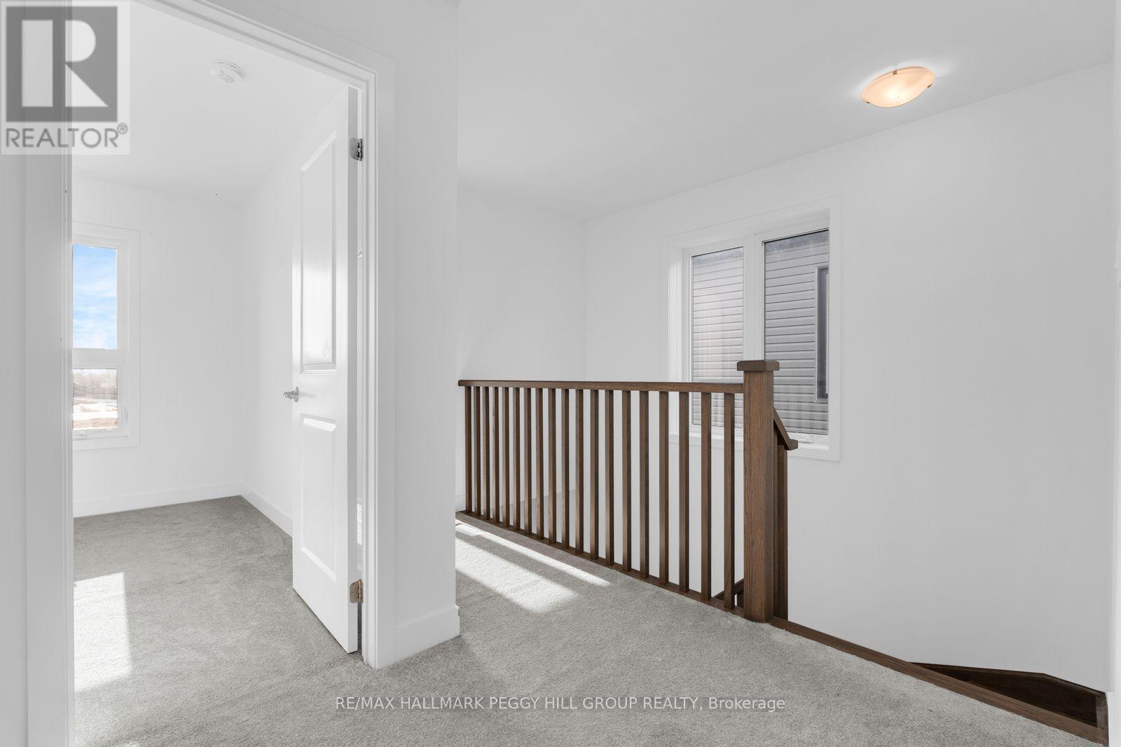 37 Turnberry Lane, Barrie (Painswick South), Ontario  L9J 0M8 - Photo 11 - S12929676