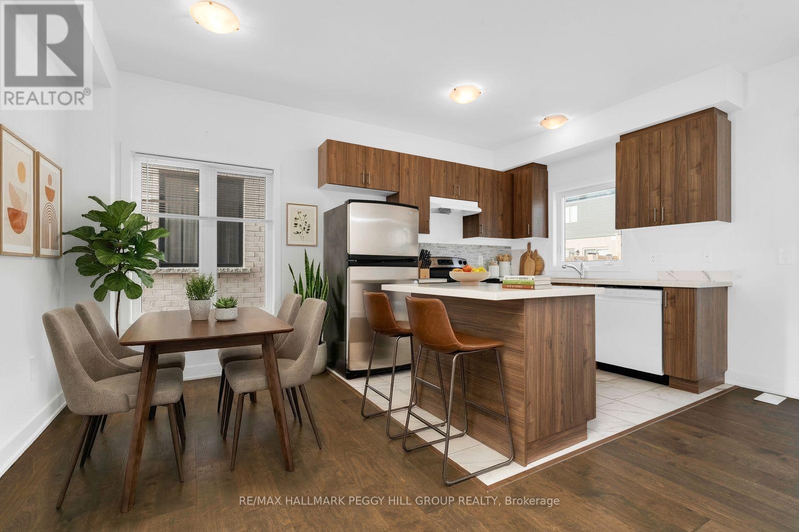 37 Turnberry Lane, Barrie (Painswick South), Ontario  L9J 0M8 - Photo 7 - S12929676