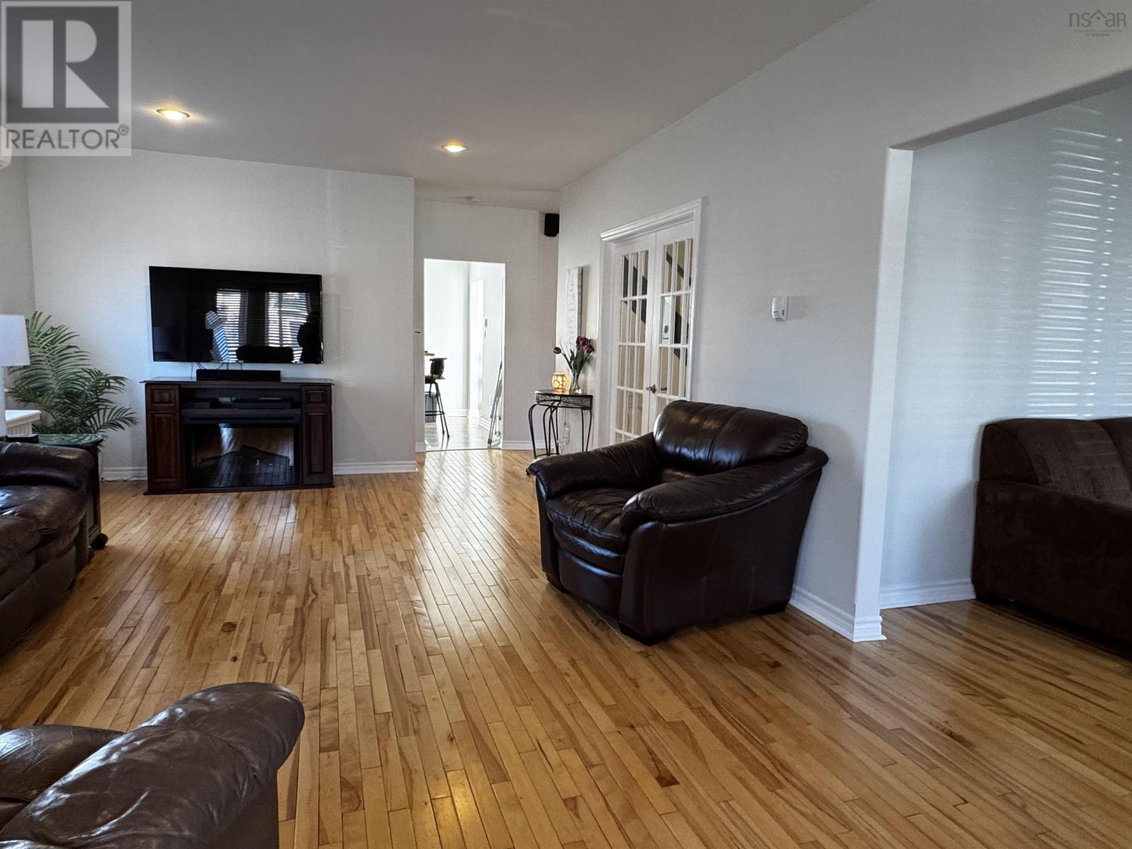 75 Lower Maclean Street, Glace Bay, Nova Scotia  B1A 2K9 - Photo 5 - 202604279