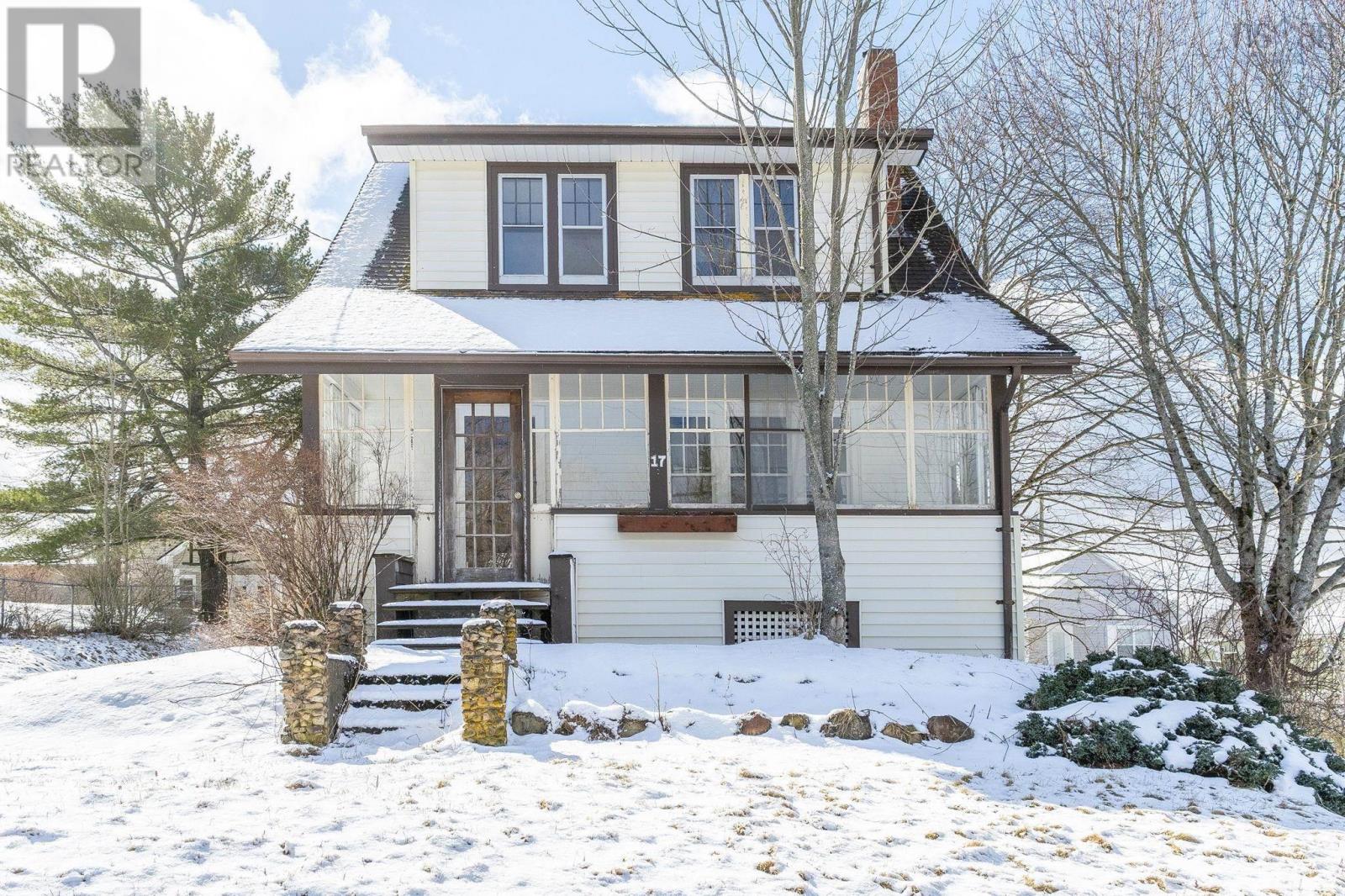 17 Pleasant Hill, Stewiacke, Nova Scotia