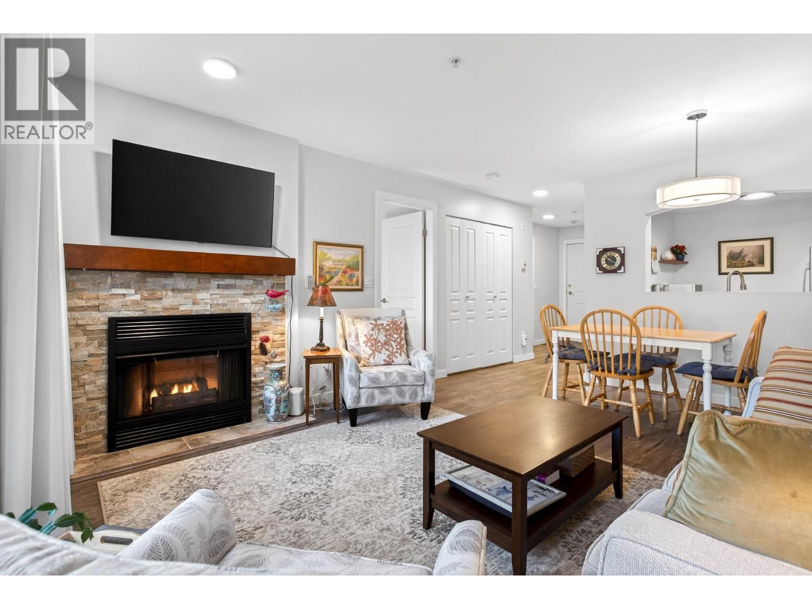 205 2439 Wilson Avenue, Port Coquitlam, British Columbia V3C 6H6 - Photo 6 - R3088450