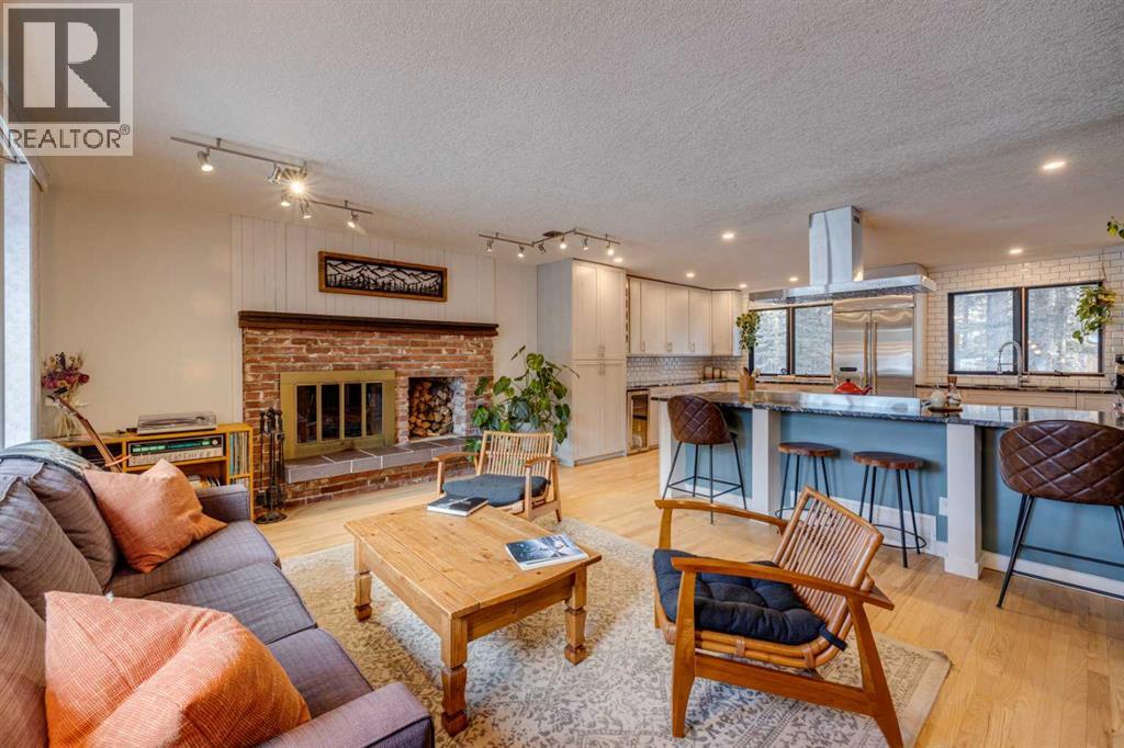 74 Redwood Meadows Drive, Rural Rocky View County, Alberta  T3Z 1A3 - Photo 9 - A2280094