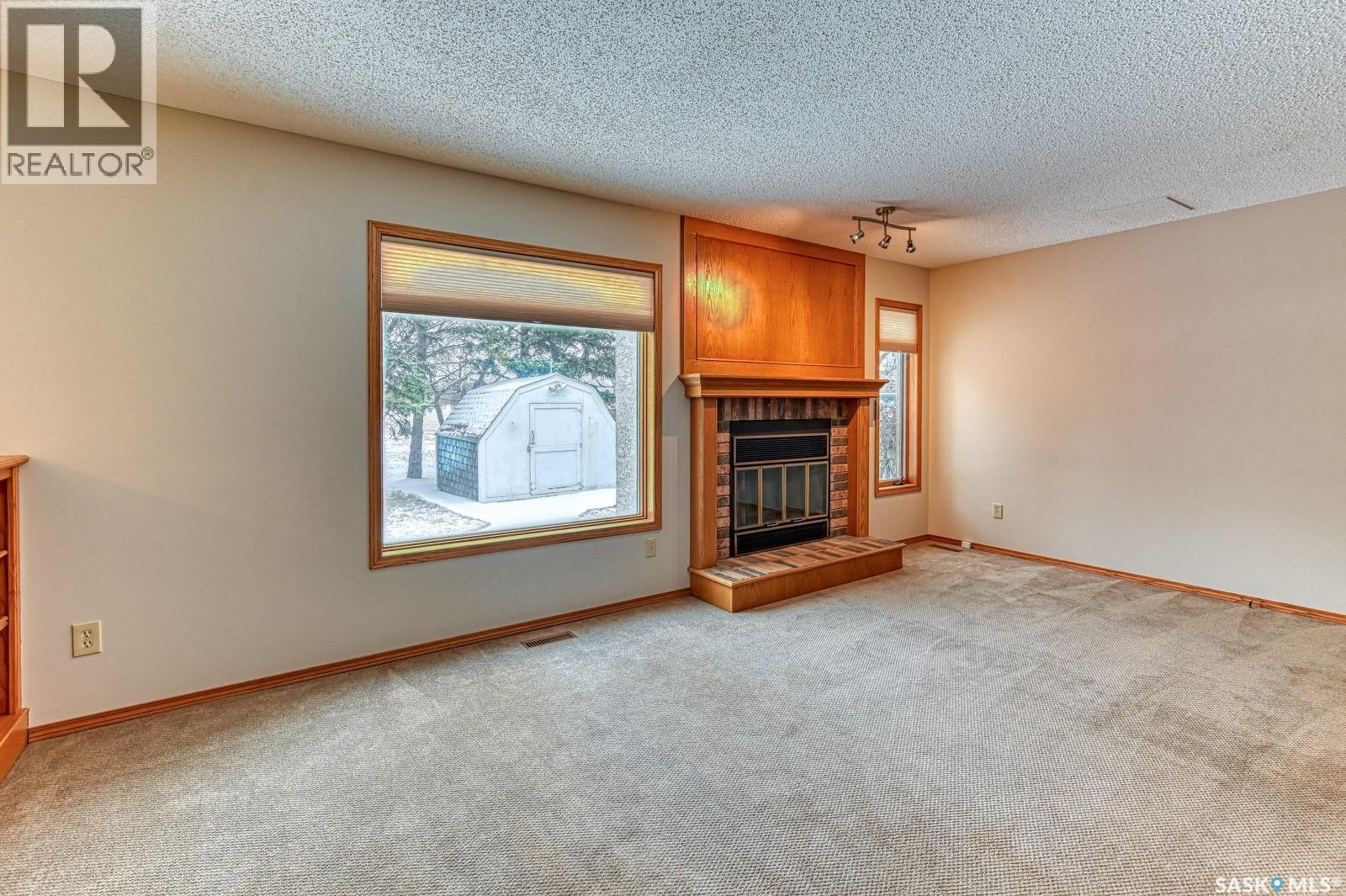 2659 Lacombe Crescent E, Regina, Saskatchewan  S4V 1T4 - Photo 11 - SK031456