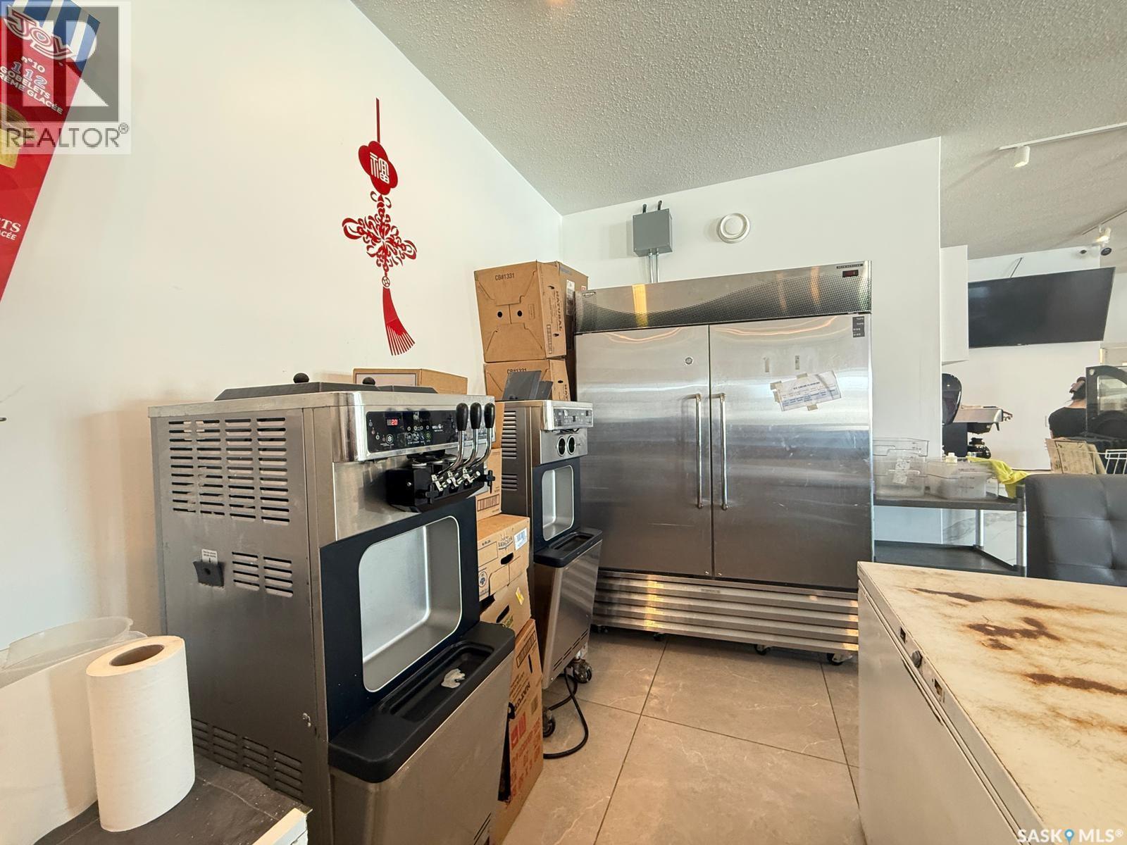 531 South Service Road, Wynyard, Saskatchewan  S0A 4T0 - Photo 11 - SK031135