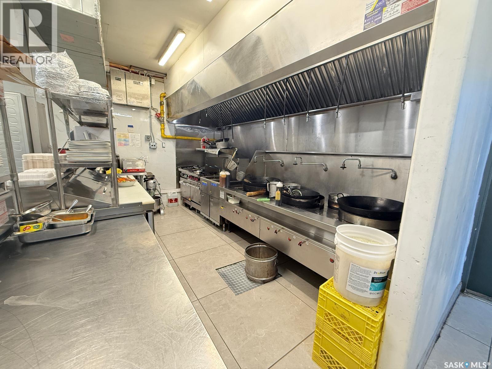 531 South Service Road, Wynyard, Saskatchewan  S0A 4T0 - Photo 26 - SK031135