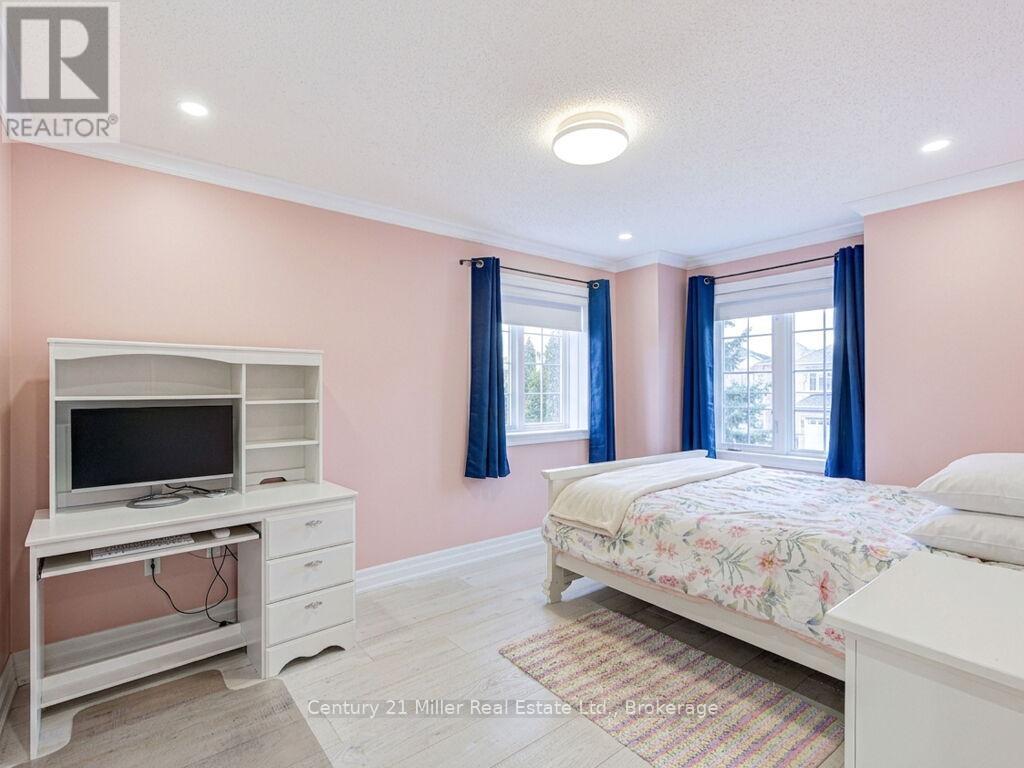 2094 Redstone Crescent, Oakville, Ontario  L6M 5B1 - Photo 30 - W12928182