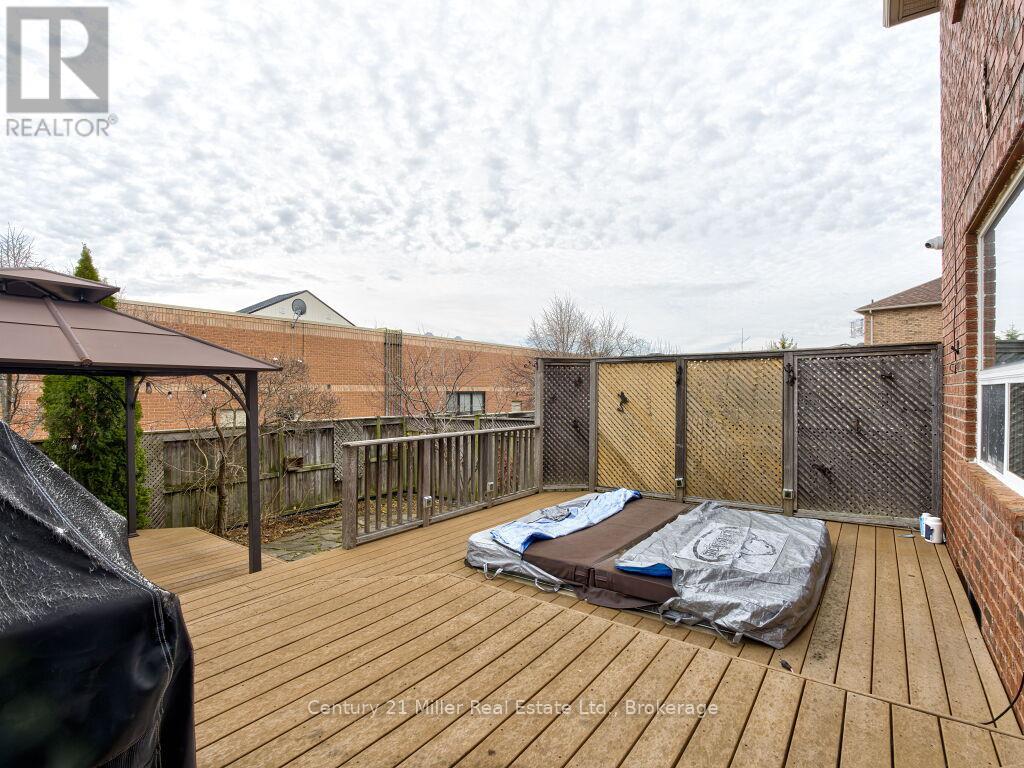 2094 Redstone Crescent, Oakville, Ontario  L6M 5B1 - Photo 40 - W12928182