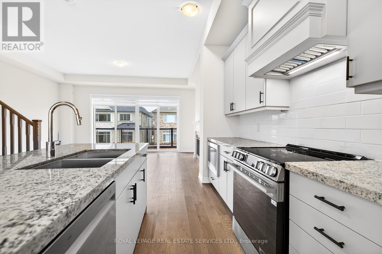 1 - 3201 Sixth Line, Oakville, Ontario  L6H 0V8 - Photo 12 - W12929680