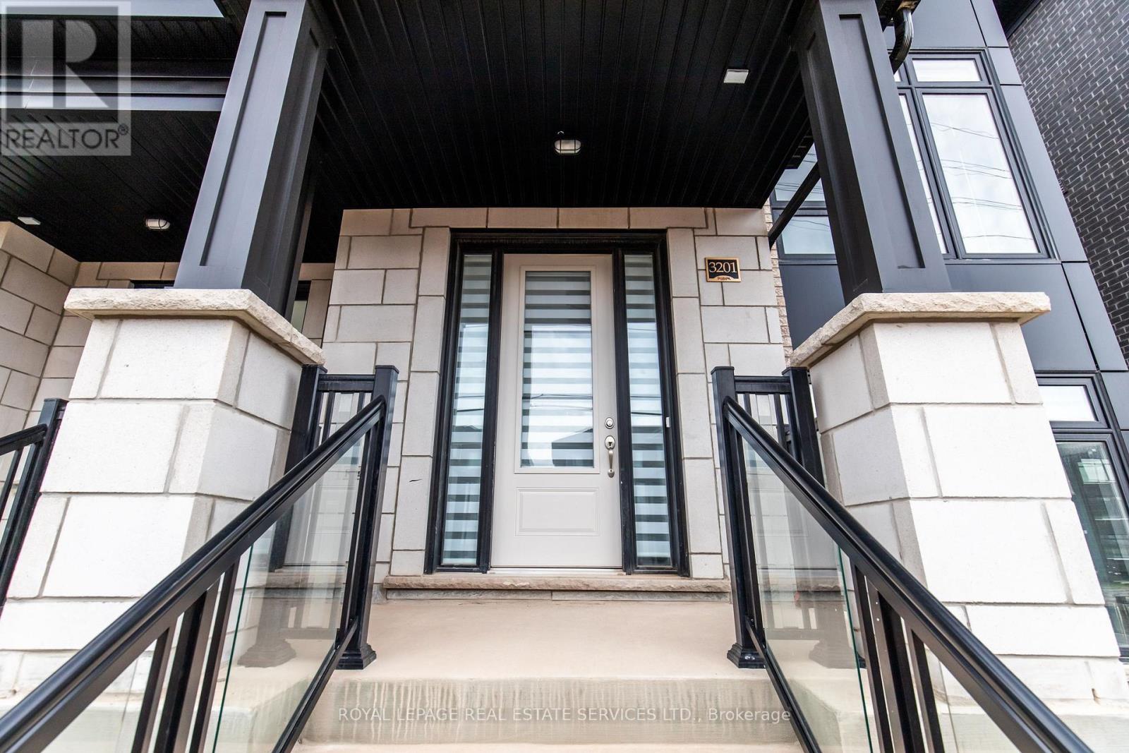 1 - 3201 Sixth Line, Oakville, Ontario  L6H 0V8 - Photo 3 - W12929680