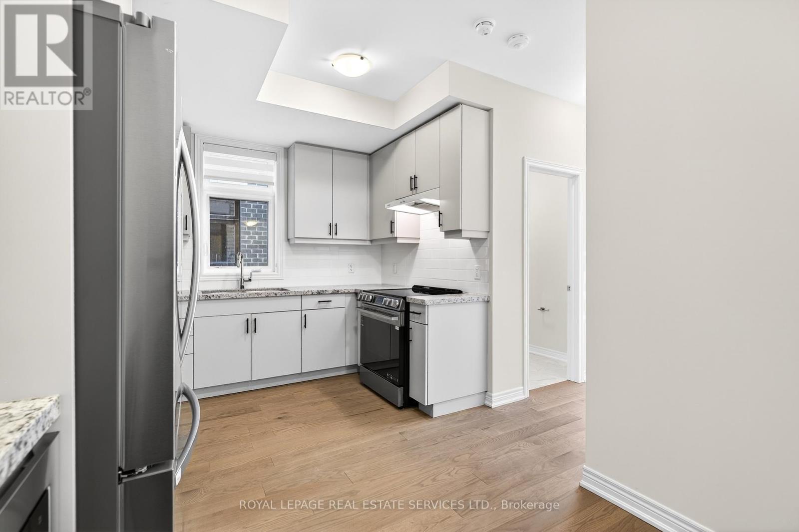 Unit 2 - 3201 Sixth Line, Oakville, Ontario  L6H 0V8 - Photo 10 - W12929696