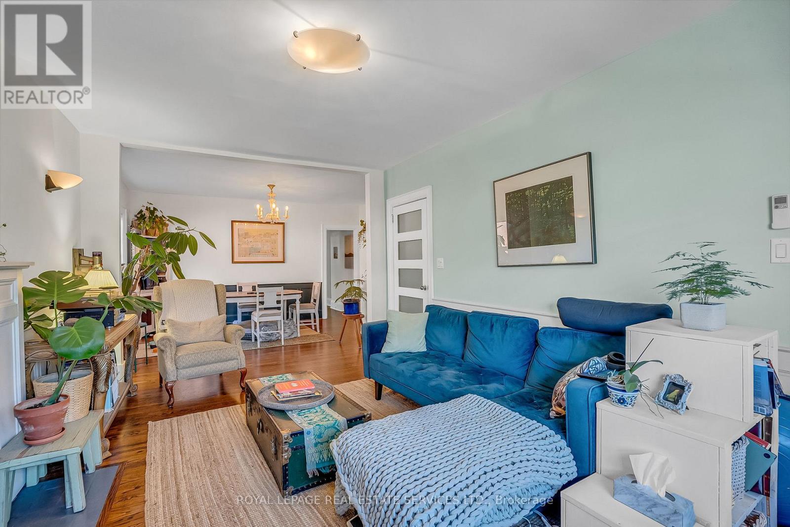 393* Willard Avenue, Toronto, Ontario  M6S 3R4 - Photo 16 - W12929730