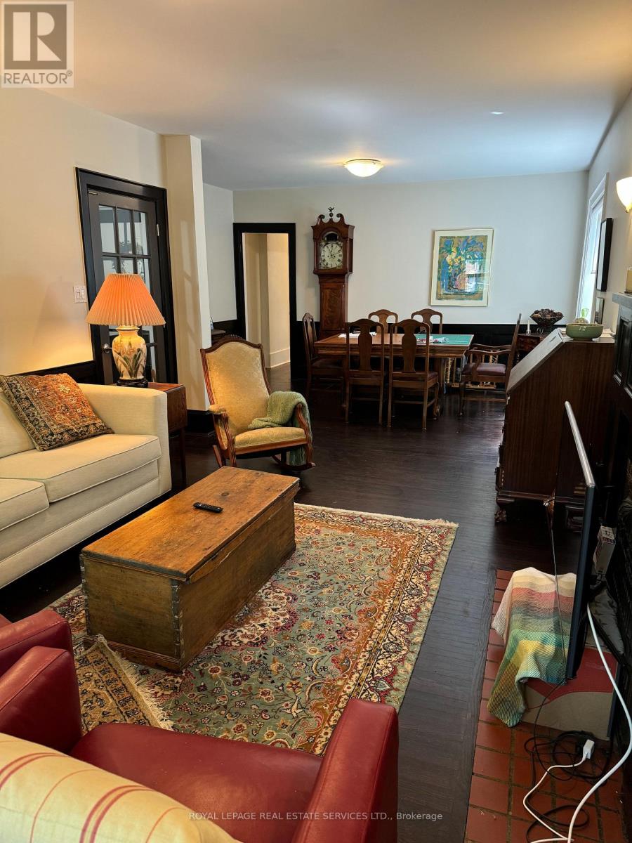 393* Willard Avenue, Toronto, Ontario  M6S 3R4 - Photo 44 - W12929730