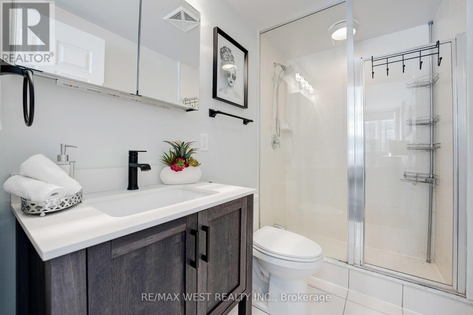 625 - 15 James Finlay Way, Toronto (Downsview-Roding-Cfb), Ontario  M3M 0B3 - Photo 23 - W12929750