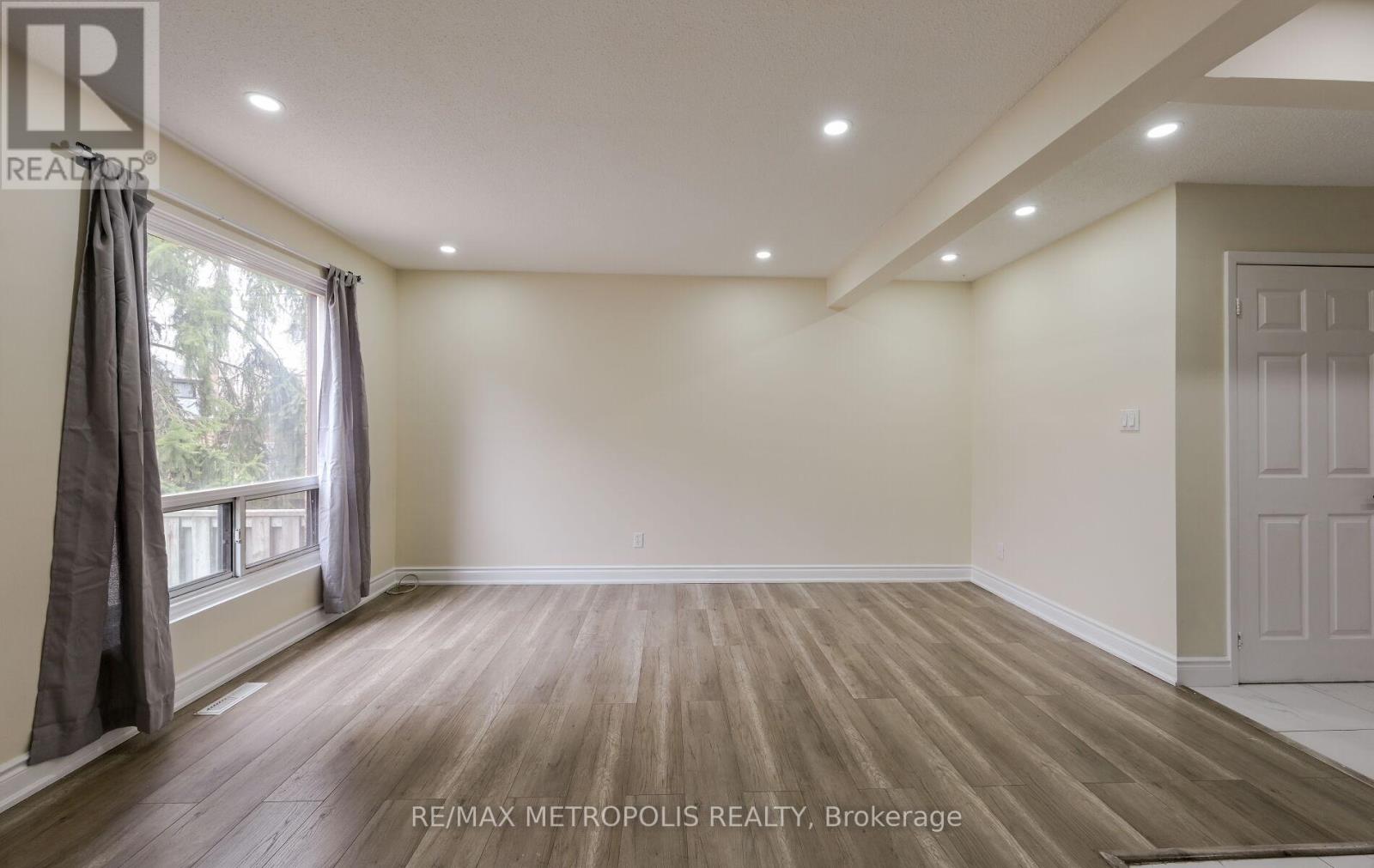 86 - 86 Carleton Place, Brampton (Bramalea West Industrial), Ontario  L6T 3Z4 - Photo 10 - W12929768